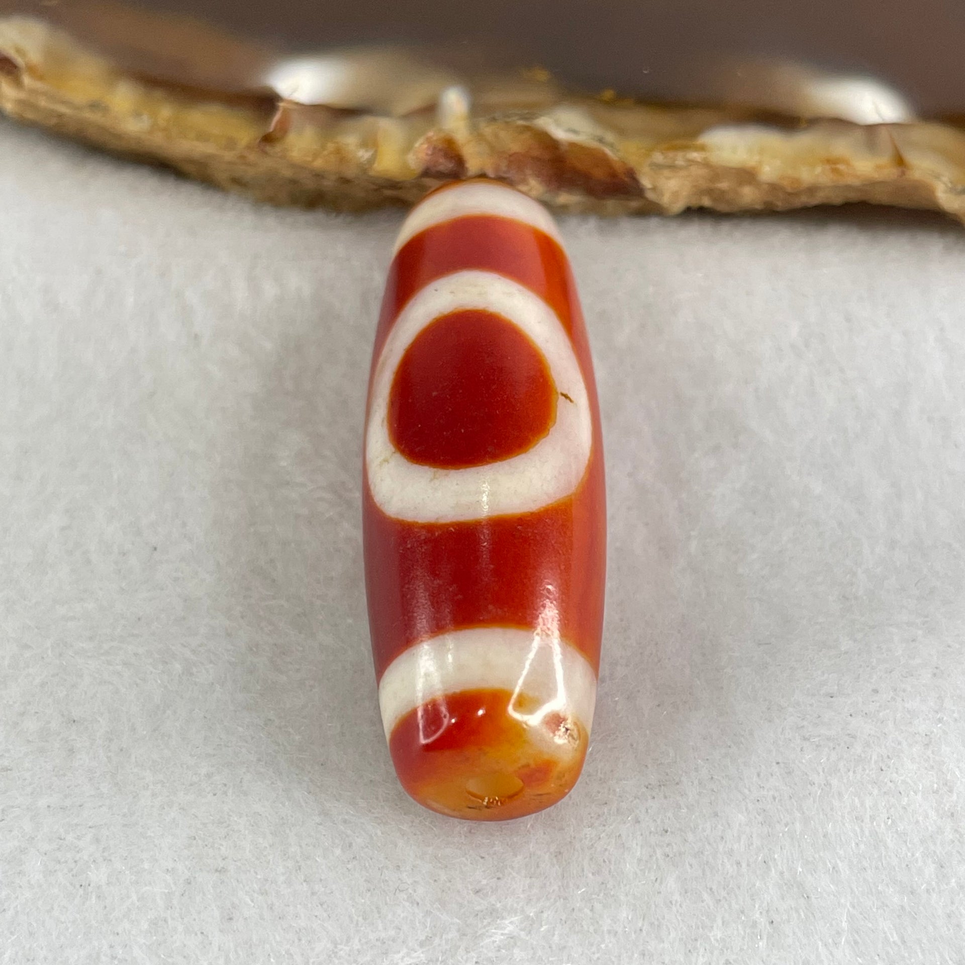 Natural Powerful Tibetan Old Oily Red White Agate One Eye Gold Metal Element Dzi Bead Heavenly Master (Tian Zhu) 一眼金天珠 9.71g 37.8 by 12.9mm - Huangs Jadeite and Jewelry Pte Ltd