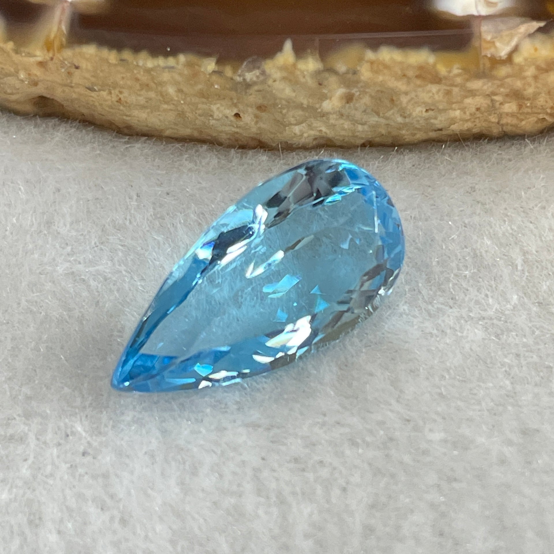 Natural Sky Blue Topaz Teardrop Shape 7.82ct 17.1 by 4.3 by 7.2mm - Huangs Jadeite and Jewelry Pte Ltd