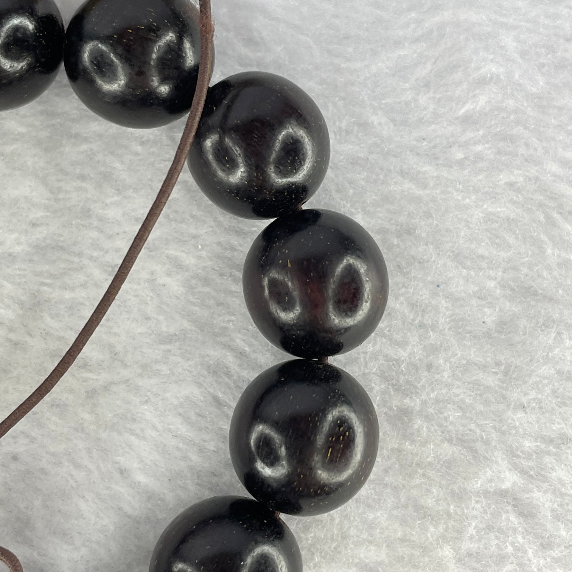 Natural India Zitan Sandalwood 小叶字檀木 Beads Bracelet Sinking Type 28.33g 14.8 mm 15 Beads - Huangs Jadeite and Jewelry Pte Ltd
