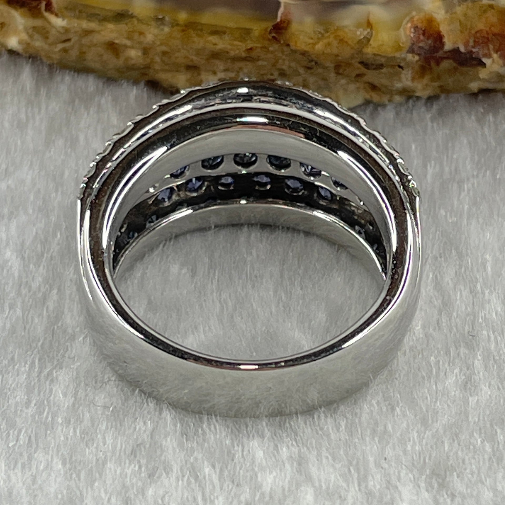 High Grade Natural Pastel Blue Sapphire 1.28ct Natural Diamonds 0.78ct 18K 750 White Gold Ring Total 11.53g US6.75 HK14.5 EUR53 Inner Diameter 17mm - Huangs Jadeite and Jewelry Pte Ltd