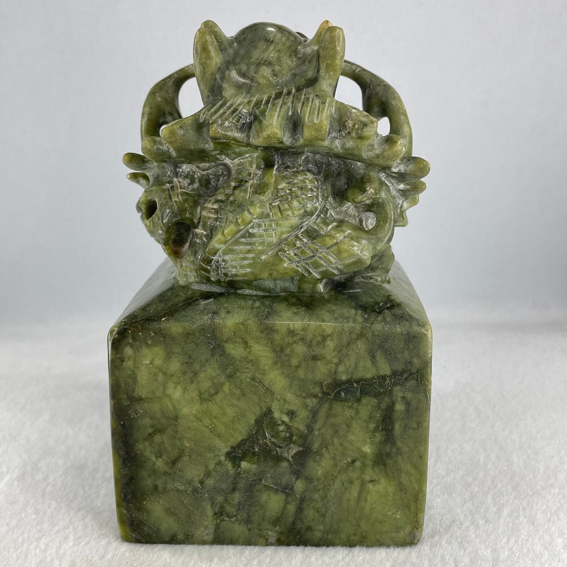 Natural Green Serpentine Dragon Seal Display 2,301.4g 92.5 by 91.5 by 145.0mm - Huangs Jadeite and Jewelry Pte Ltd