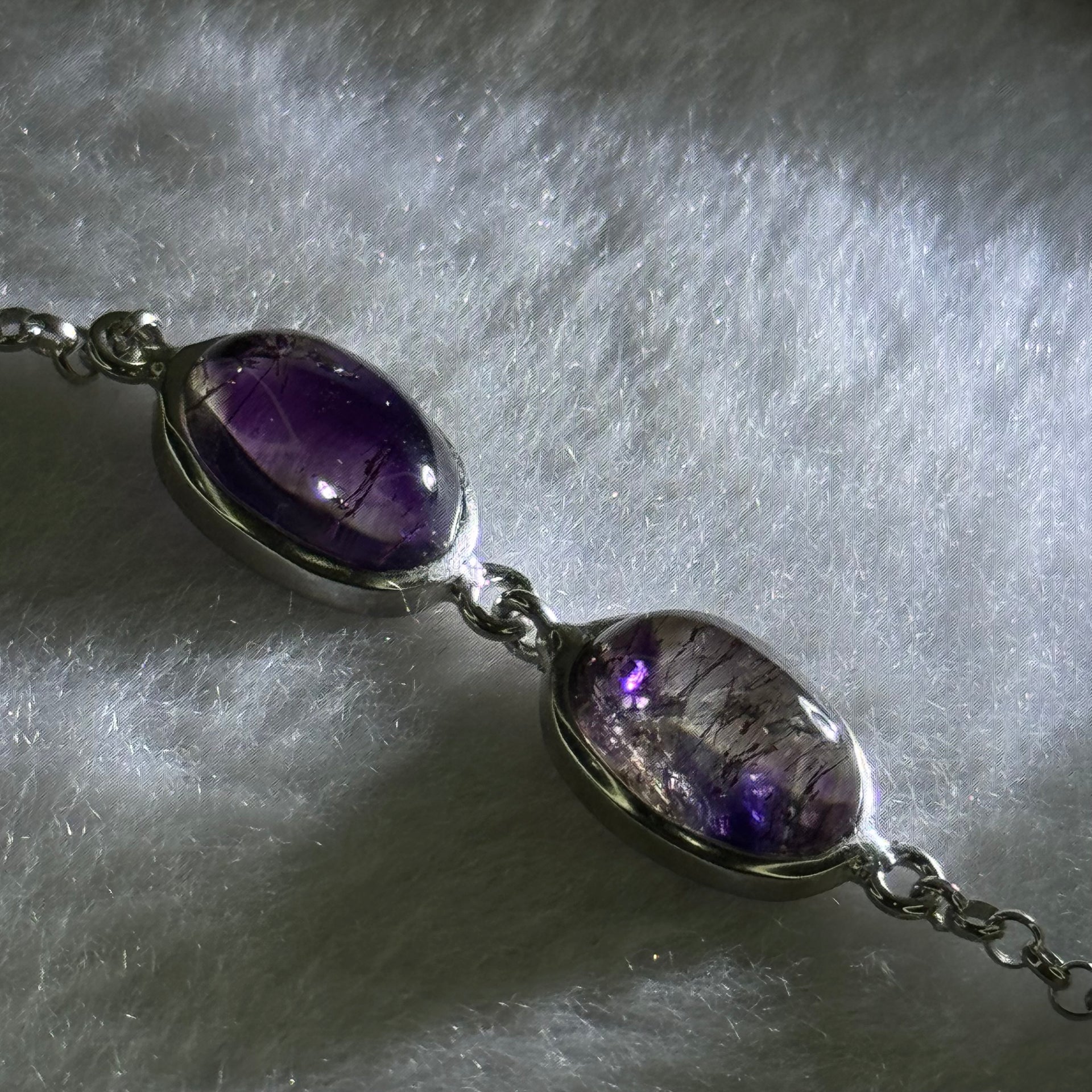 Above Average Natural Super 7 in S925 Sliver Bracelet 3.76g 11.4 by 7.3 by 4.9mm - Huangs Jadeite and Jewelry Pte Ltd