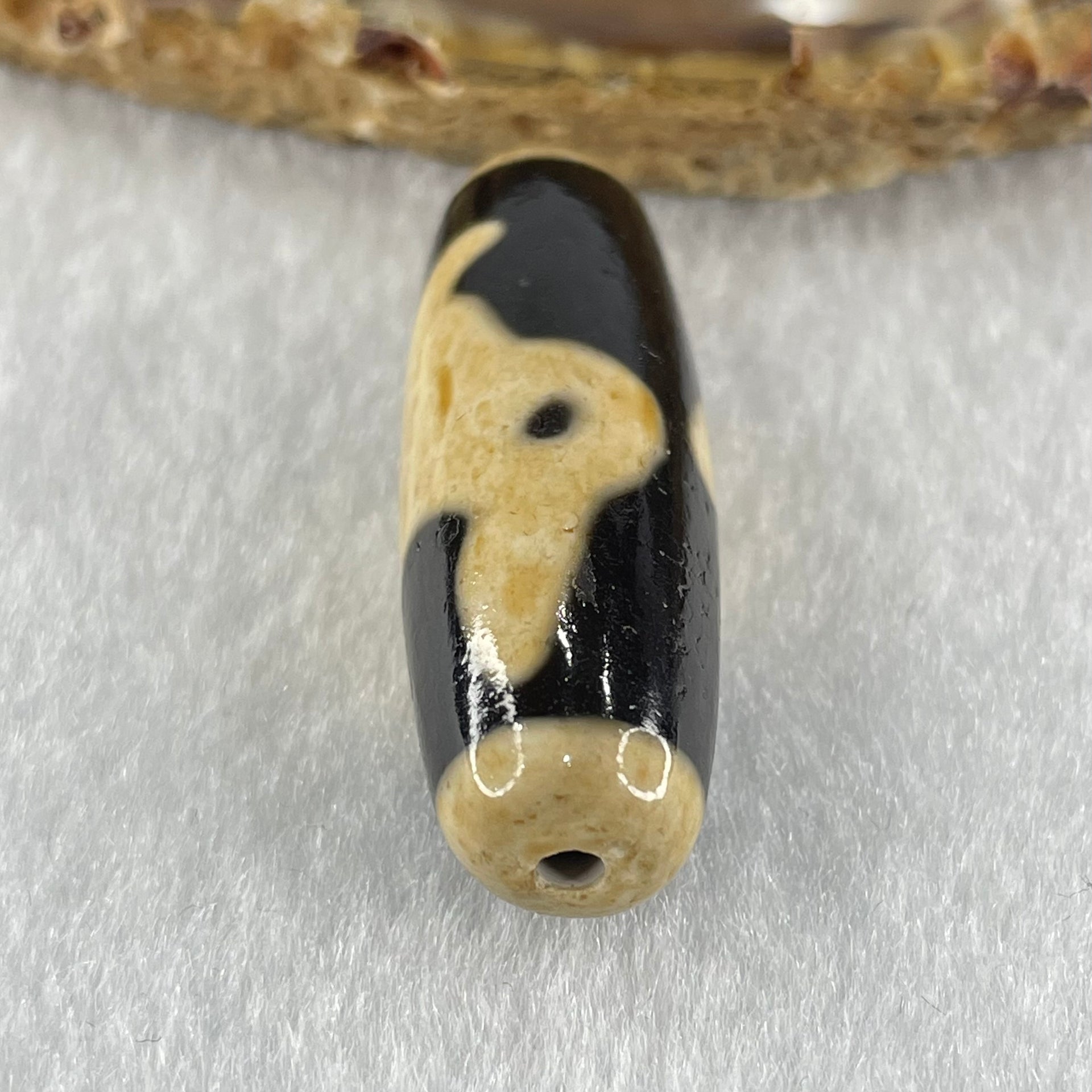 Natural Powerful Tibetan Old Oily Agate Rabbit Dzi Bead Heavenly Master (Tian Zhu) 兔子天珠 9.39g 39.1 by 12.7mm - Huangs Jadeite and Jewelry Pte Ltd