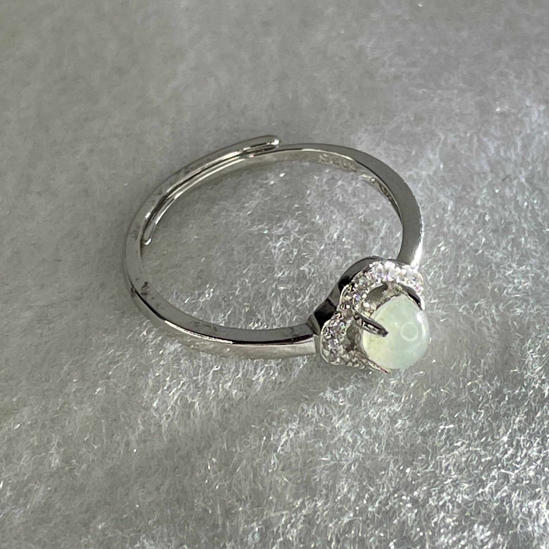 Type A Light Lavender Cabochon Jadeite in S925 Sliver Clover Ring (Adjustable Size) 1.15g 4.4 by 3.5mm - Huangs Jadeite and Jewelry Pte Ltd