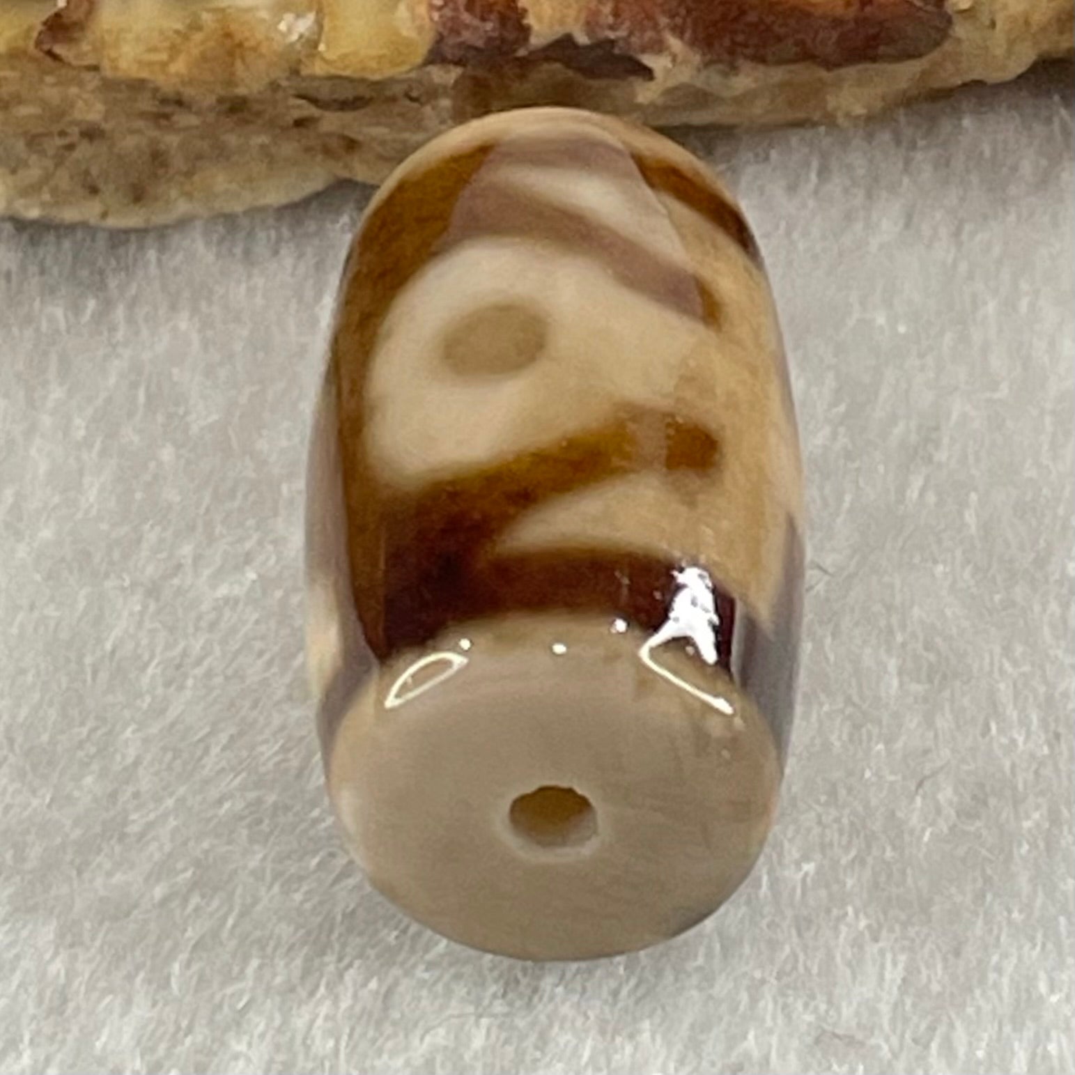 Natural Powerful Tibetan Old Oily Agate Patina Guiren Tairen Human Dzi Bead Totem Amulet Heavenly Master (Tian Zhu) 贵人天诛 4.68g 19.9 by 11.6mm - Huangs Jadeite and Jewelry Pte Ltd