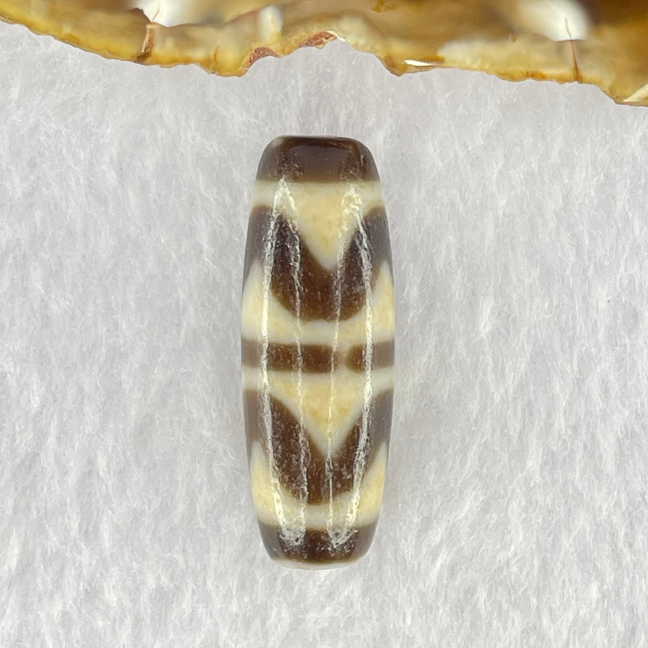 Natural Powerful Tibetan Old Oily Dark Brown White Yellow Agate Double Tiger Tooth Daluo Dzi Bead Heavenly Master (Tian Zhu) 双虎呀天诛 10.13g 37.0 by 13.3mm - Huangs Jadeite and Jewelry Pte Ltd