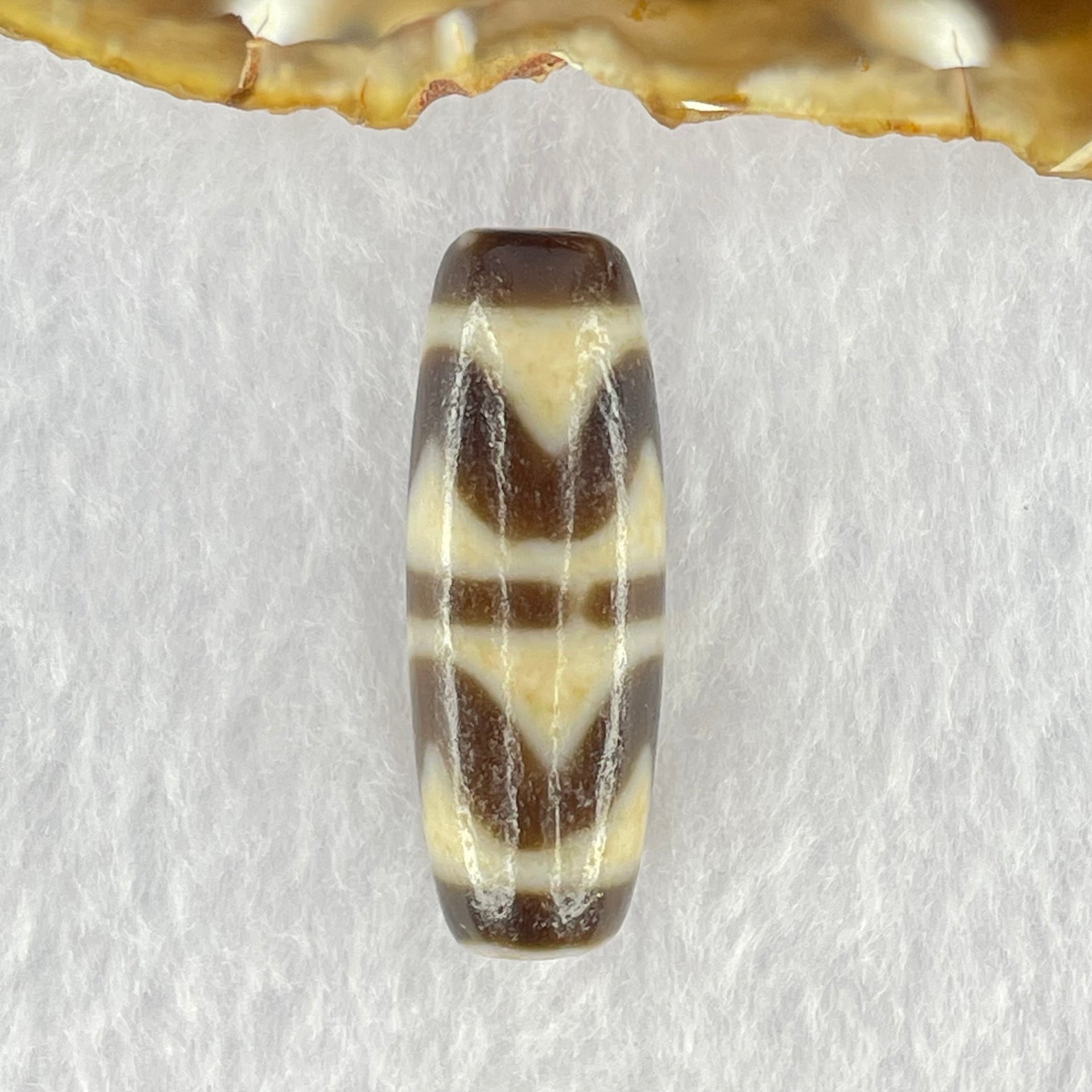 Natural Powerful Tibetan Old Oily Dark Brown White Yellow Agate Double Tiger Tooth Daluo Dzi Bead Heavenly Master (Tian Zhu) 双虎呀天诛 10.13g 37.0 by 13.3mm - Huangs Jadeite and Jewelry Pte Ltd