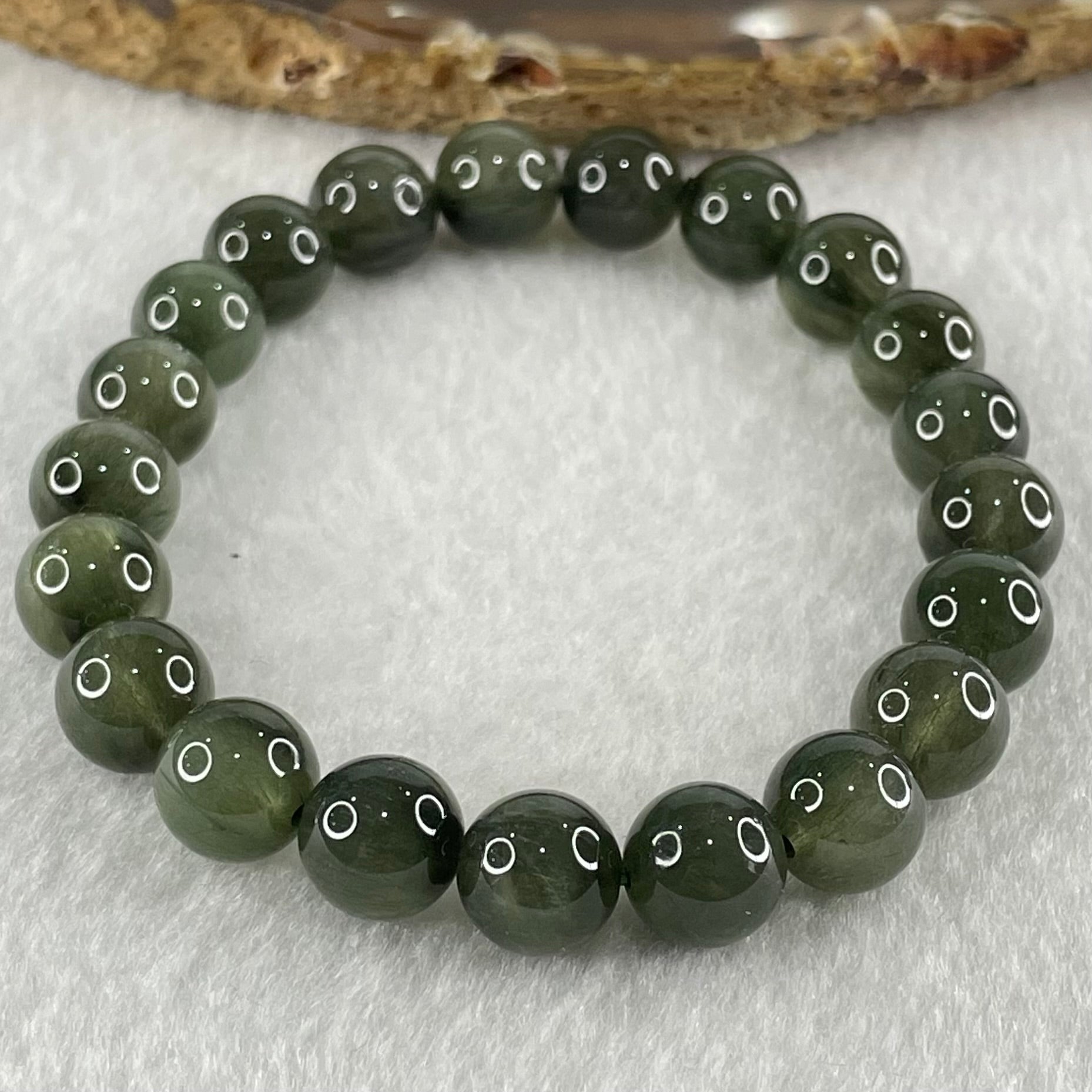 Good Grade Natural Green Cats Eye Rutilated Beads Bracelet 22.78g 16cm 9.4mm 21 Beads - Huangs Jadeite and Jewelry Pte Ltd