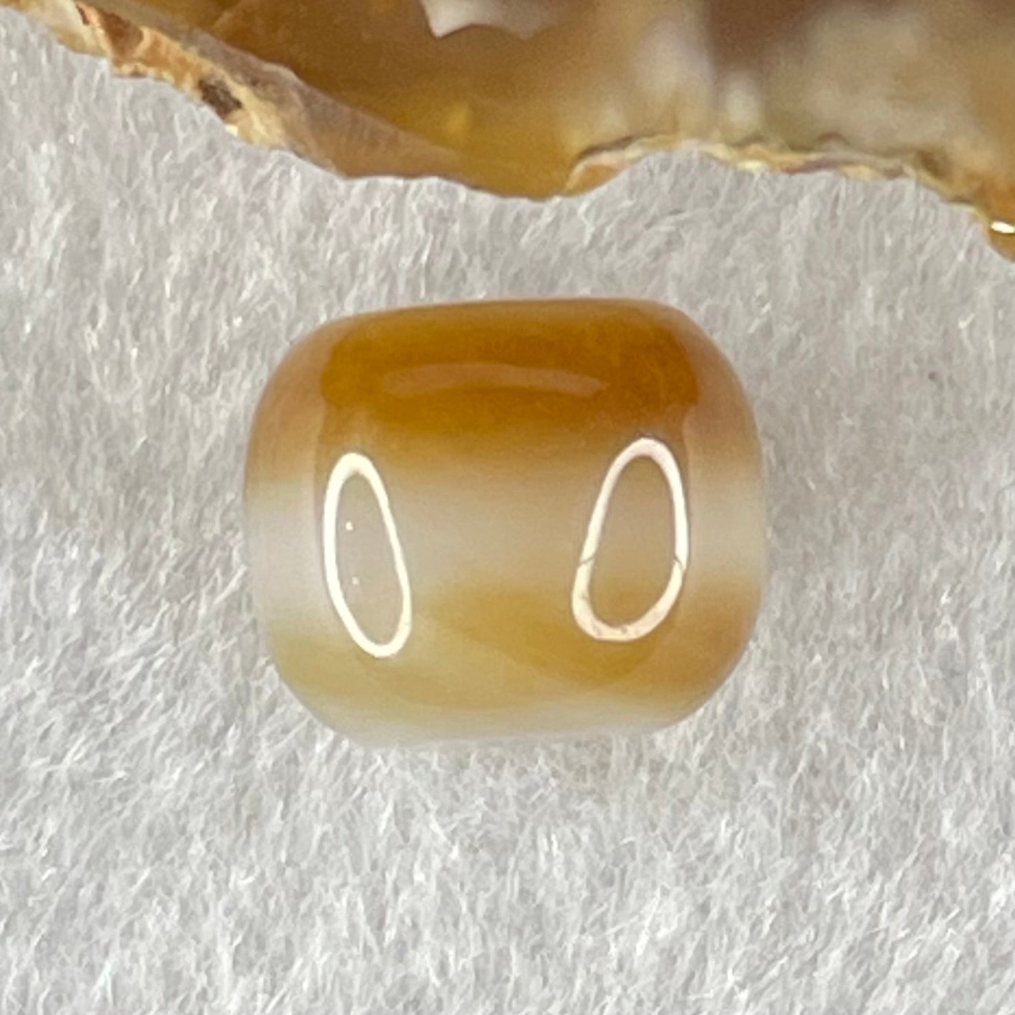 Natural Powerful Tibetan Old Oily Agate 1 Line Dzi Bead Heavenly Master (Tian Zhu) 2.08g 9.8 by 11.3mm - Huangs Jadeite and Jewelry Pte Ltd