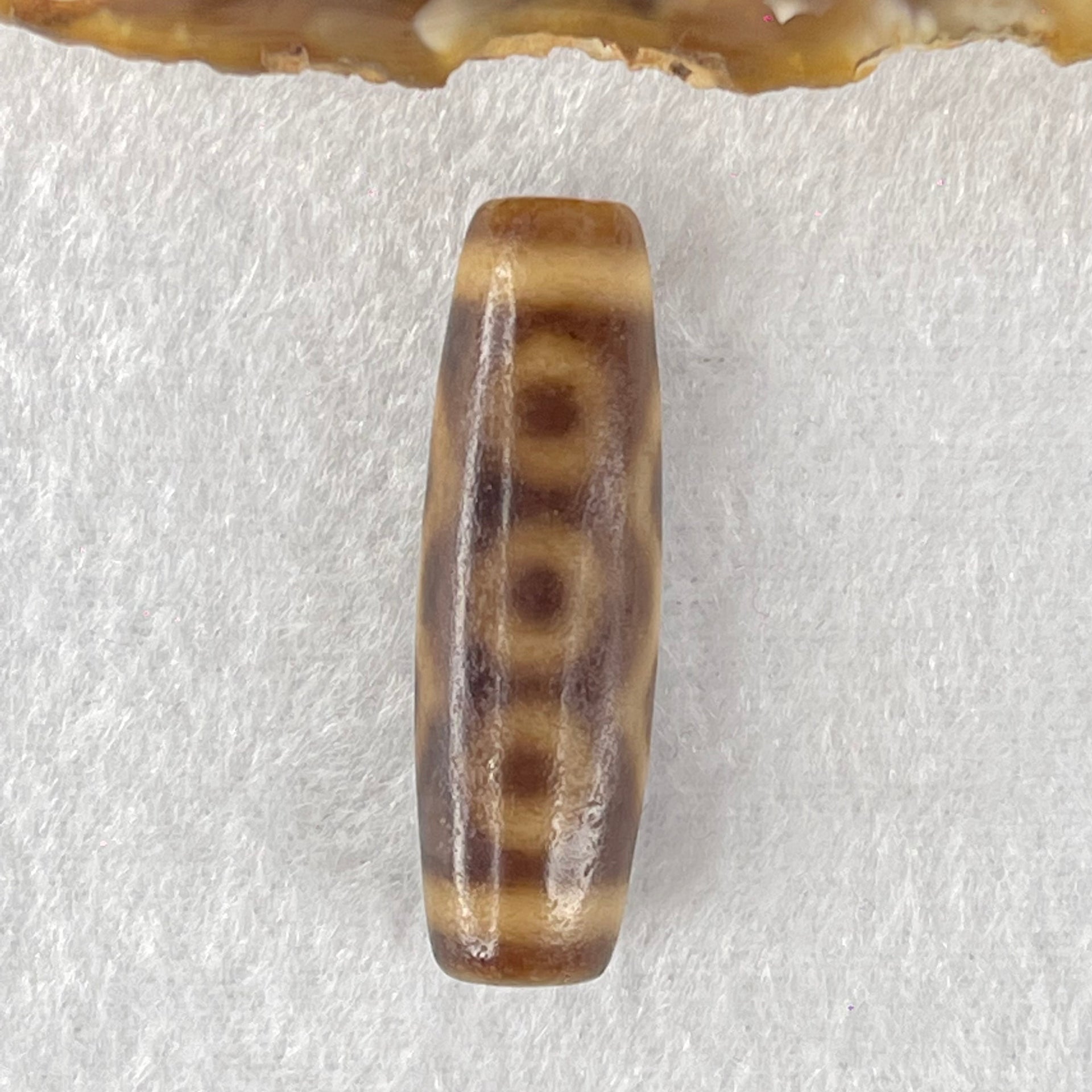 Natural Powerful Tibetan Old Oily Agate 6 Eye with 4 Eye Vajra Dzi Bead Heavenly Master (Tian Zhu) 六眼加四眼金刚杵天诛 8.17g 37.9 by 11.7mm - Huangs Jadeite and Jewelry Pte Ltd