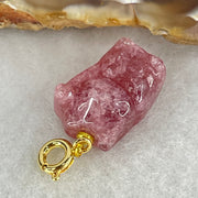 Natural Strawberry Quartz Fortune Cat Charm 3.40g 17.3 by 12.0 by 9.0mm - Huangs Jadeite and Jewelry Pte Ltd