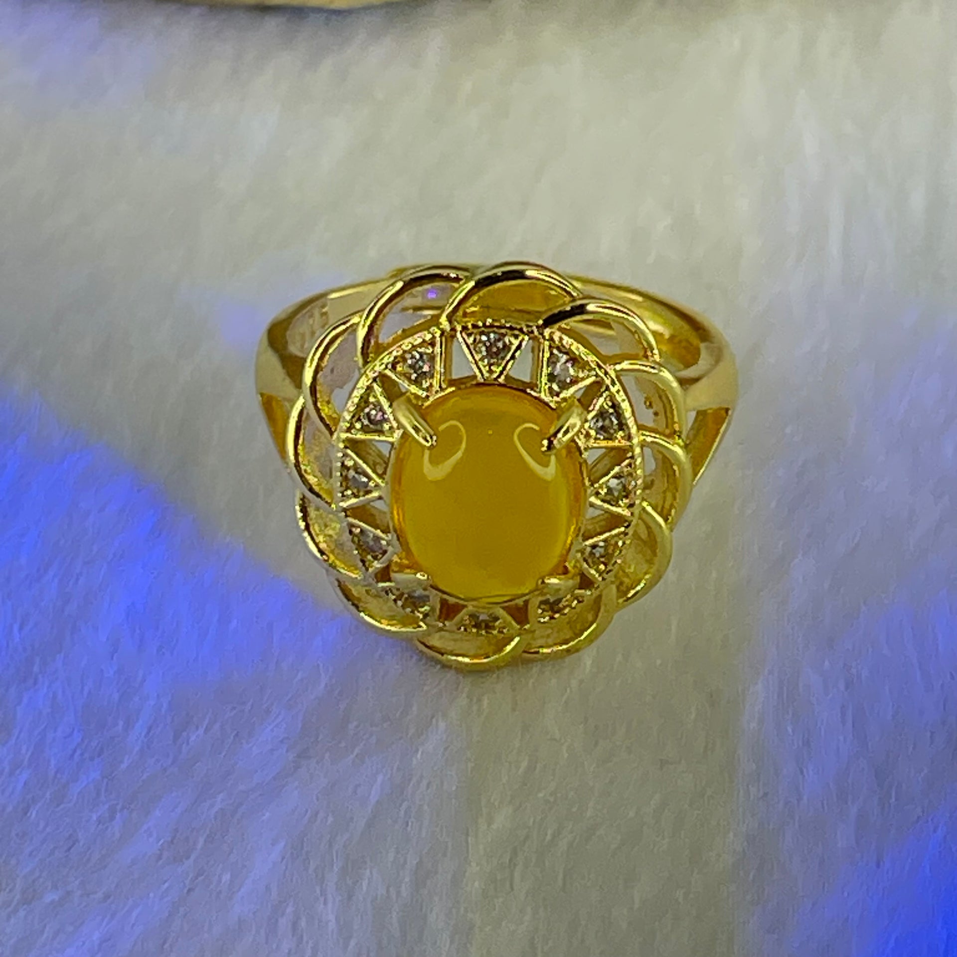 Natural Golden Yellow Butterscotch Amber With Crystals in S925 Sliver Gold Color Ring (Adjustable Size) 3.63g 8.7 by 7.4 by 4.0mm - Huangs Jadeite and Jewelry Pte Ltd