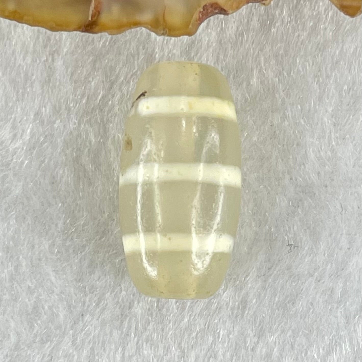 Natural Powerful Tibetan Old Oily Agate 3-Lines Dzi Bead Heavenly Master (Tian Zhu) 三行天诛 3.09g 19.8 by 10.2mm - Huangs Jadeite and Jewelry Pte Ltd
