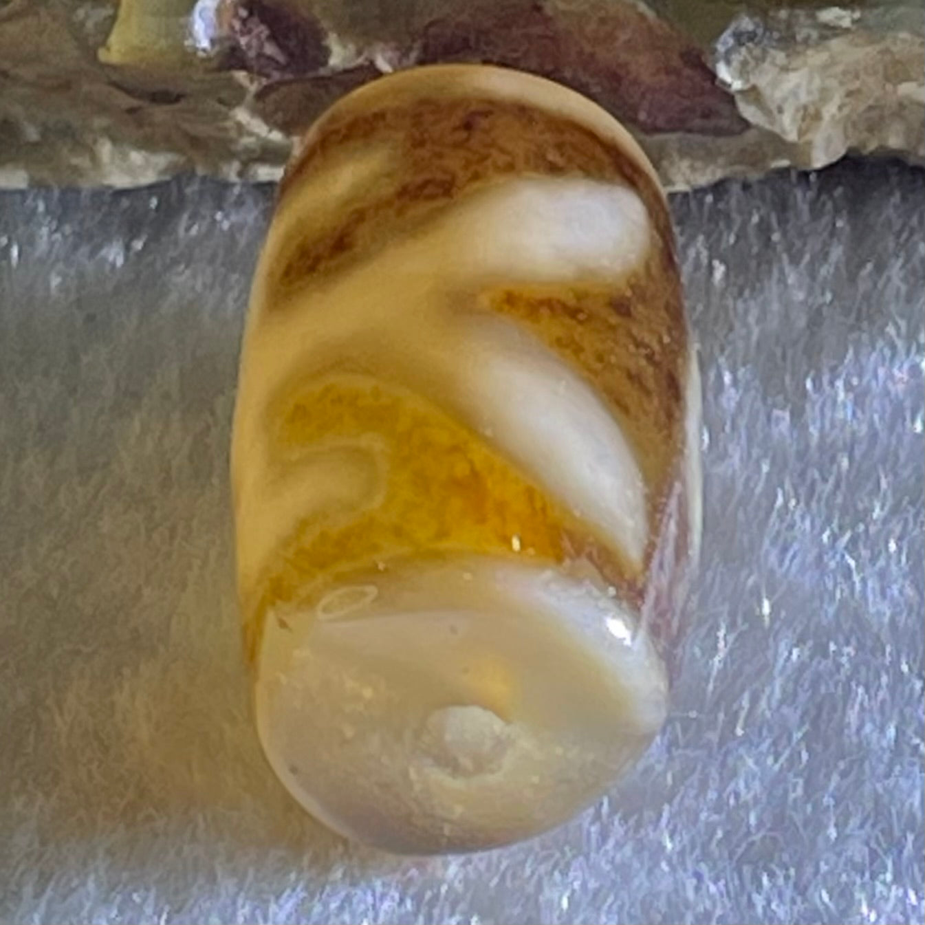 Natural Powerful Tibetan Old Oily Agate Patina Guiren Tairen Human Dzi Bead Totem Amulet Heavenly Master (Tian Zhu) 贵人天诛 4.78g 20.0 by 11.6mm - Huangs Jadeite and Jewelry Pte Ltd