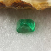 Natural Colombia Green Emerald (Beryl) Cut-Cornered Rectangular step cut 1.08ct 6.3 by 5.0 by 4.3mm - Huangs Jadeite and Jewelry Pte Ltd