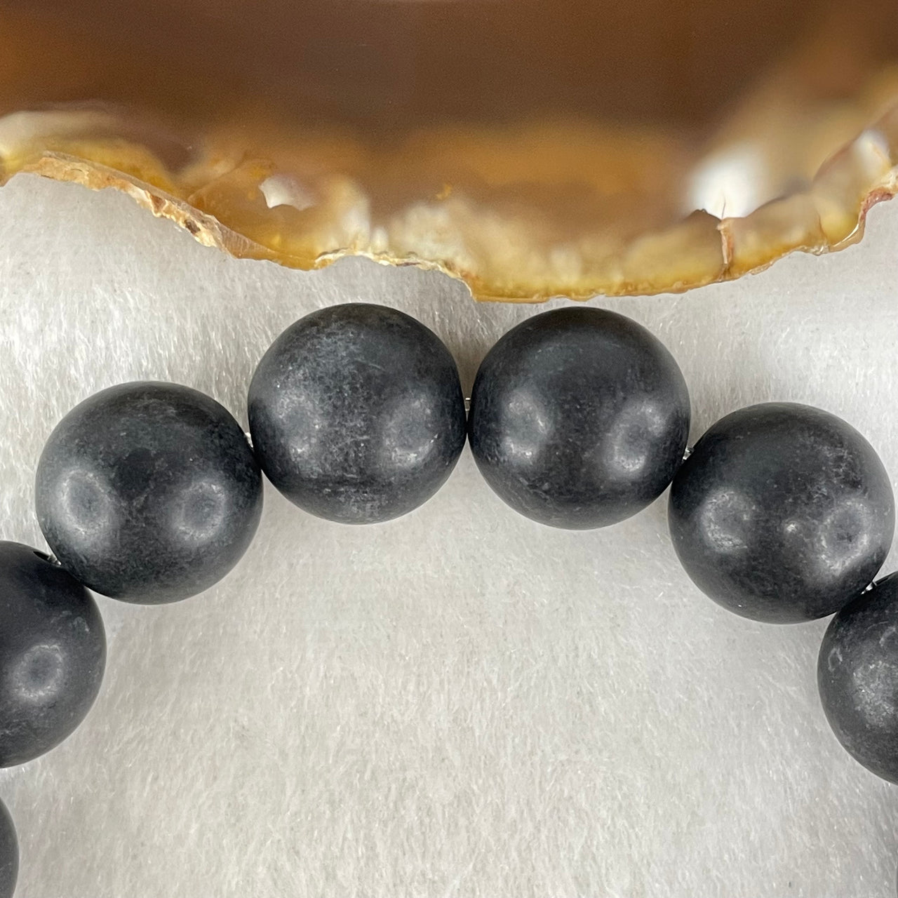 Natural Magnetite Beads Bracelet 63.58g 17cm 14.2mm 16 Beads - Huangs Jadeite and Jewelry Pte Ltd