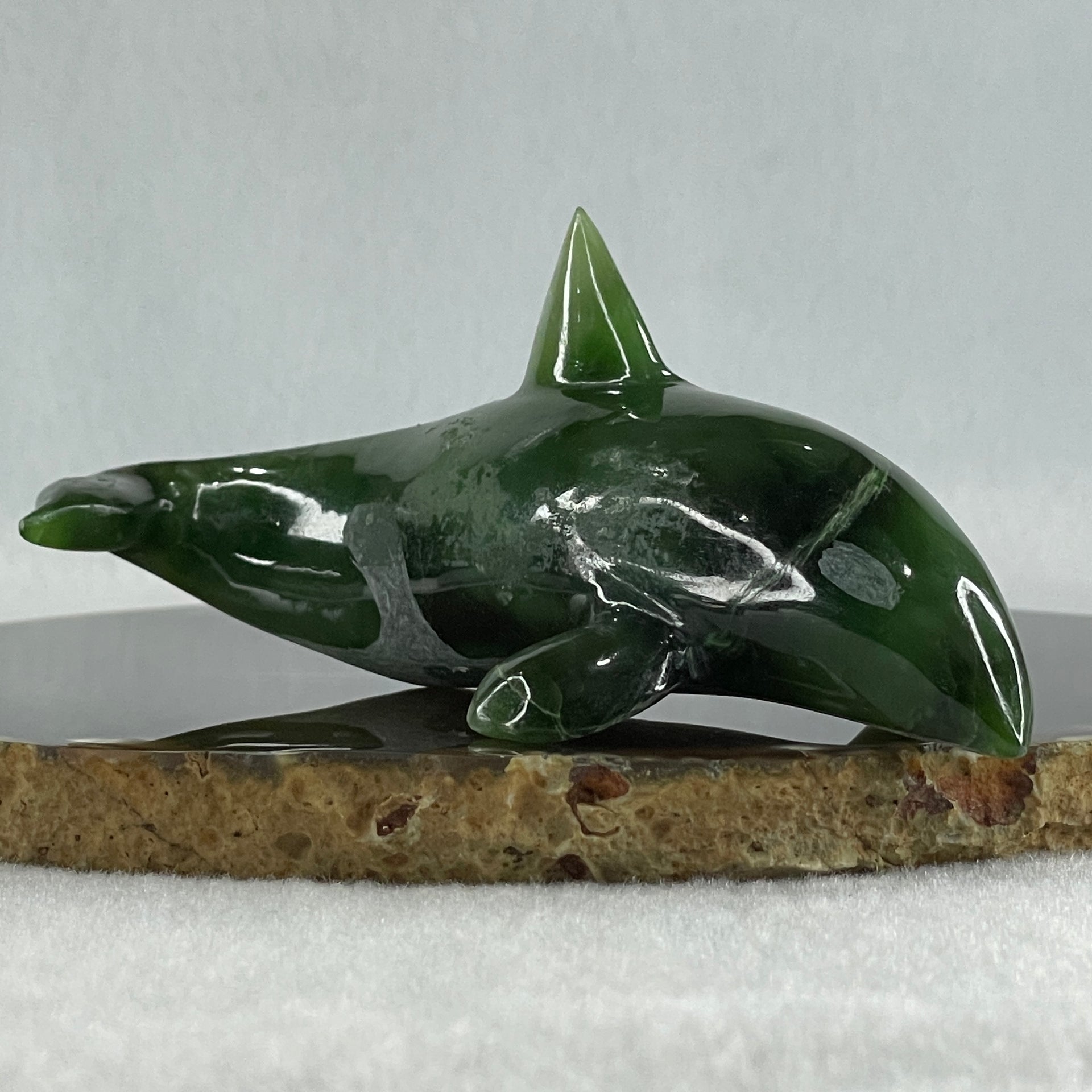 Natural Dark Green Serpentine Killer Whale Display 130.1g 122.0 by 52.0 by 50.0mm - Huangs Jadeite and Jewelry Pte Ltd