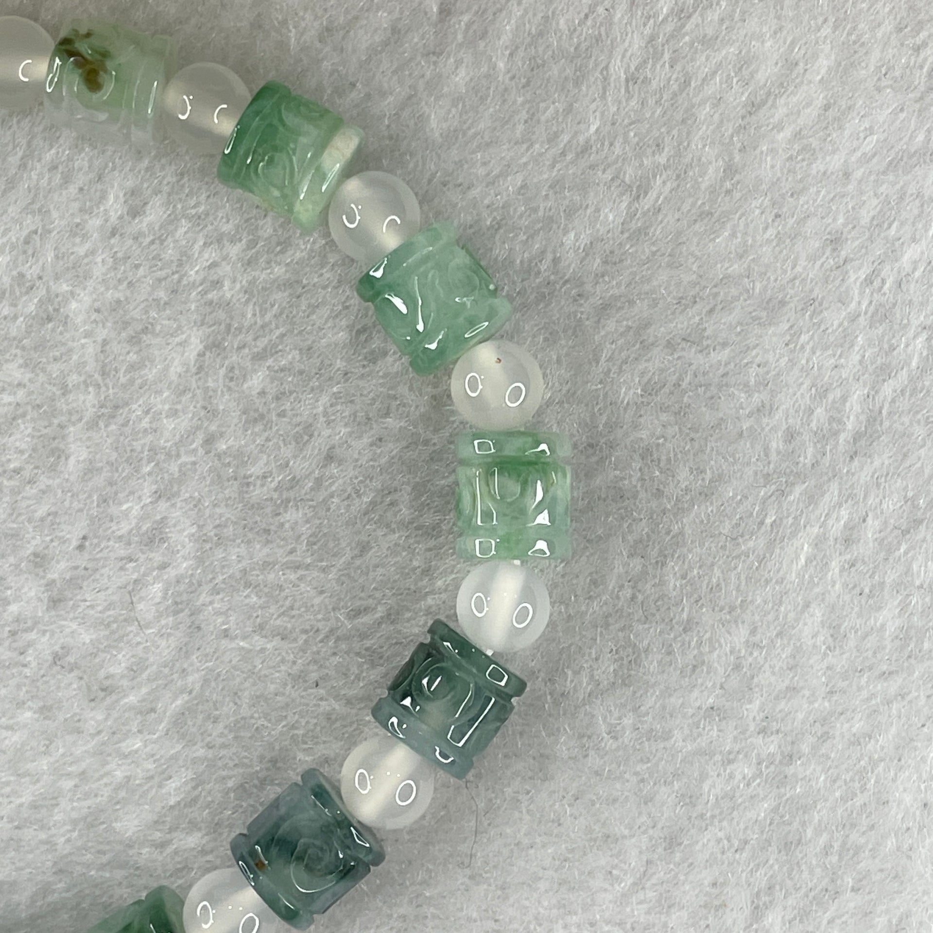 Certified Natural Type A Light Green Jadeite Lulutong Beads with Natural White Agate Beads Bracelet 13.91g 15.5cm 6.1mm 16 Pieces - Huangs Jadeite and Jewelry Pte Ltd