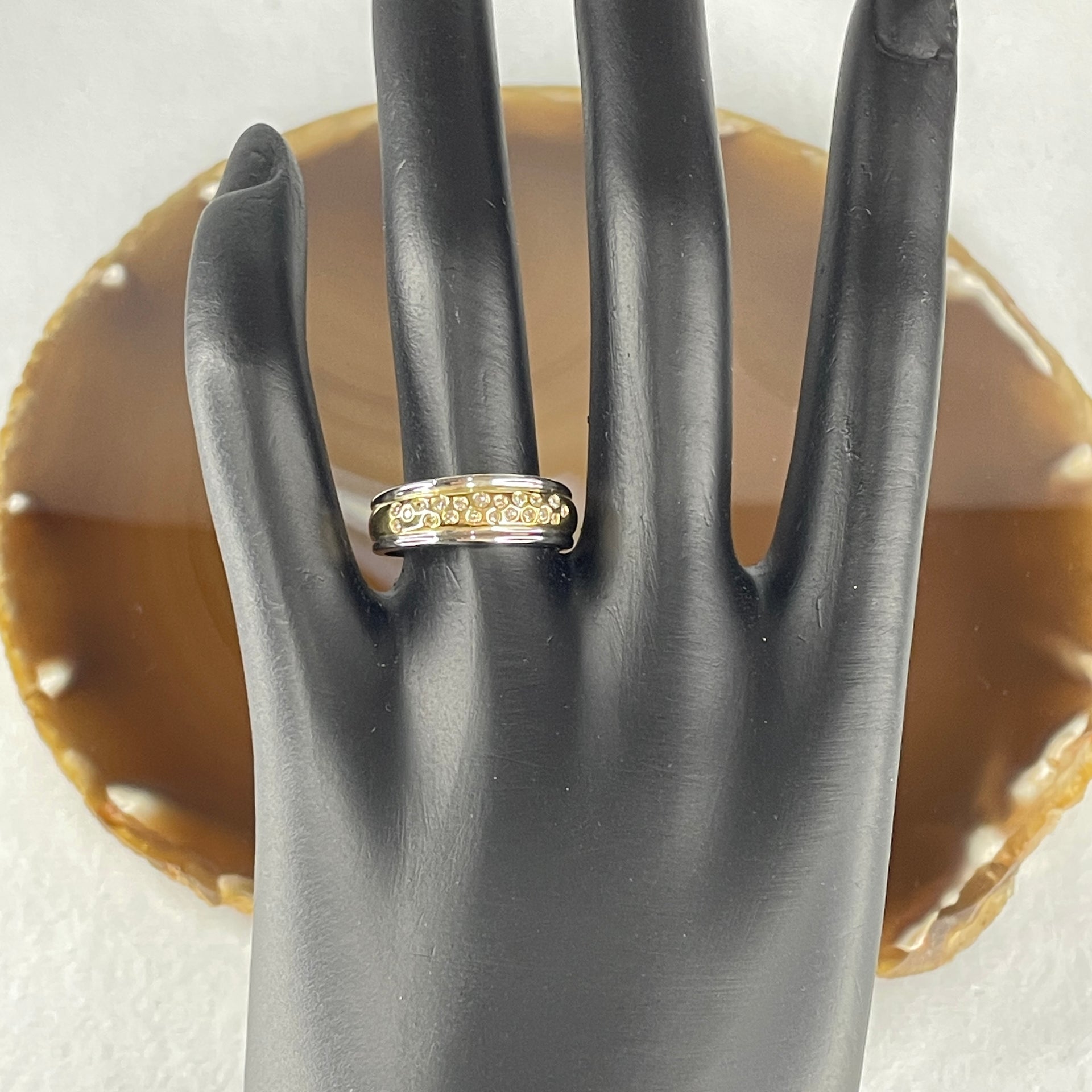 Natural Diamonds in 14K Rose and White Gold Ring Total Weight 5.35g US7.5 HK16.5 - Huangs Jadeite and Jewelry Pte Ltd