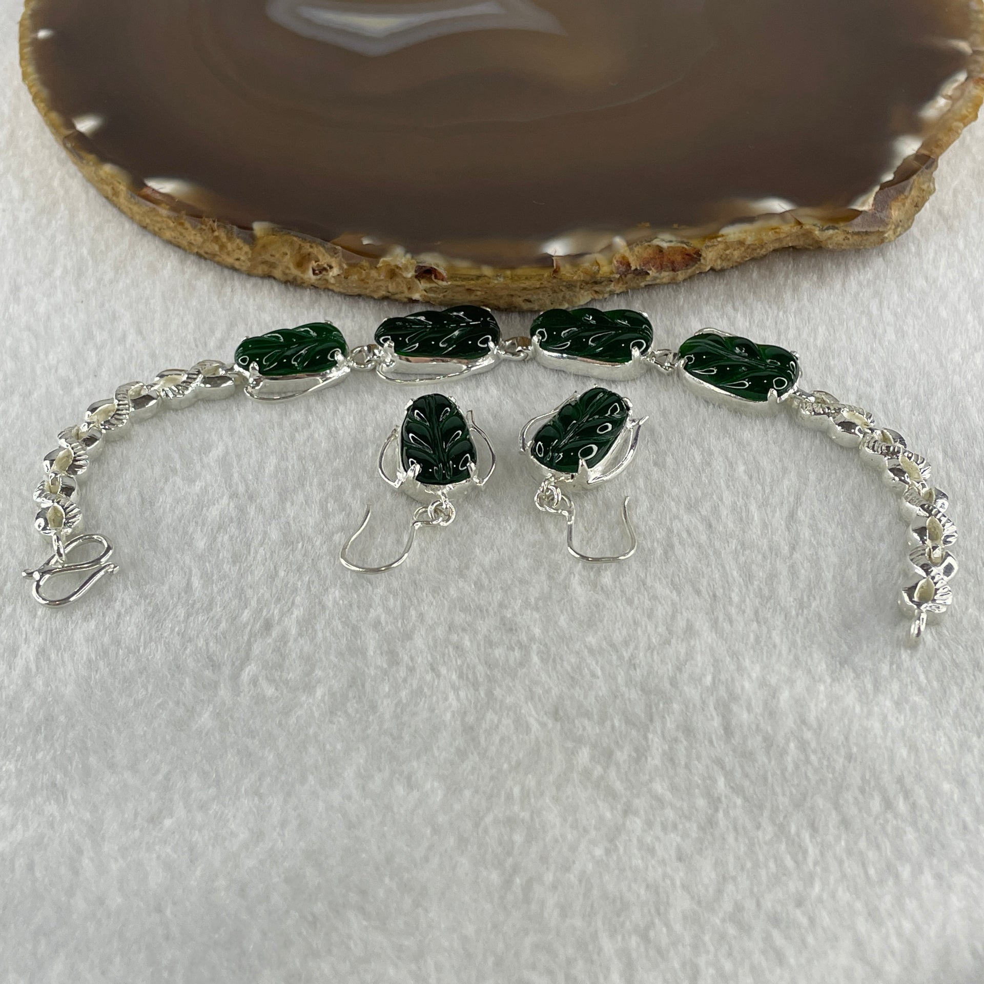 Type A Natural Semi Icy Bright Green Jadeite Leaf Stone for Setting each about 17.1 by 10.3 by 2.5mm (On Silver Earrings 5.41g and Bracelet 16.83g Mold) - Huangs Jadeite and Jewelry Pte Ltd