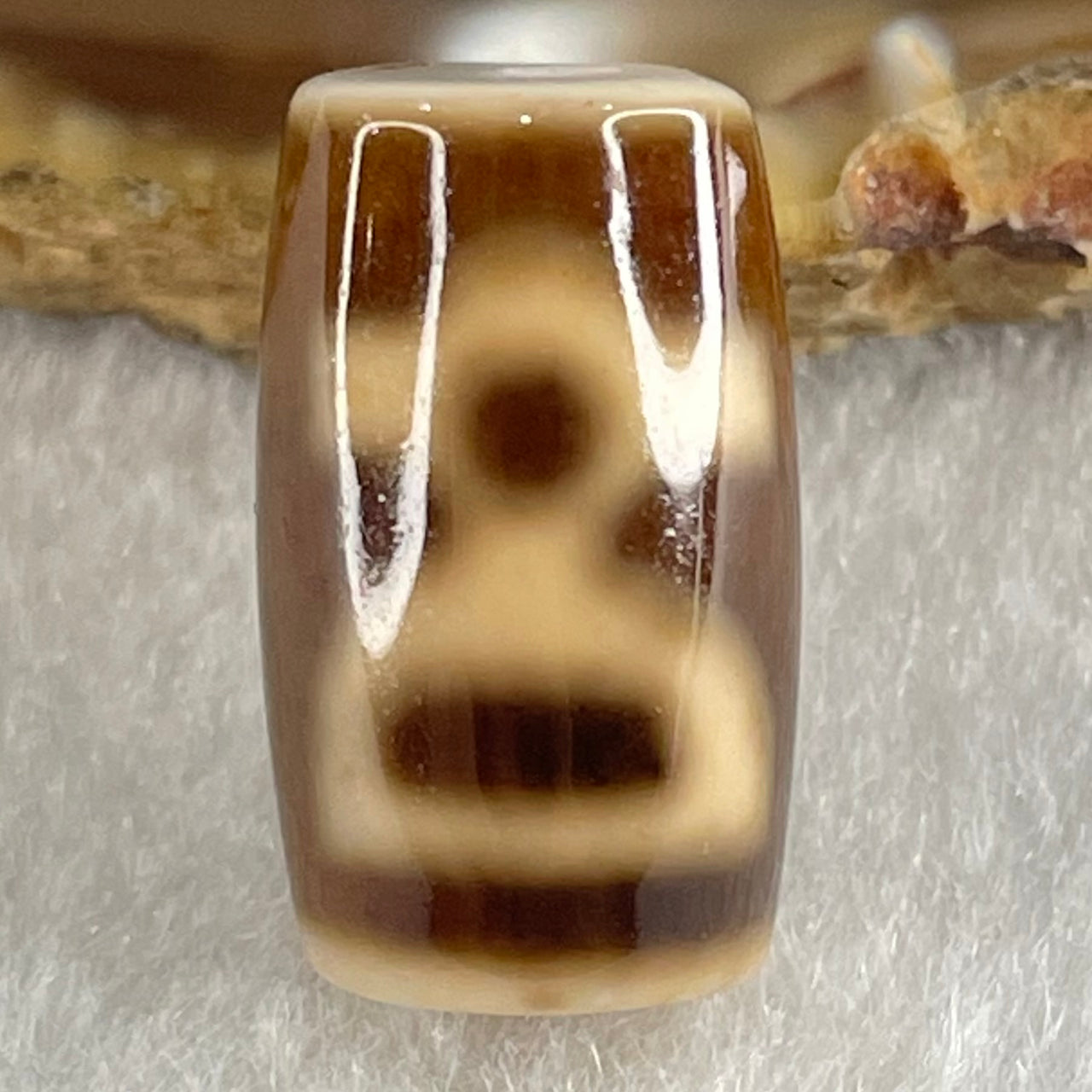 Natural Powerful Tibetan Old Oily Agate Double Cai Shen Dzi Bead Heavenly Master (Tian Zhu) 双财神长天珠 4.85g 19.9 by 11.8mm - Huangs Jadeite and Jewelry Pte Ltd