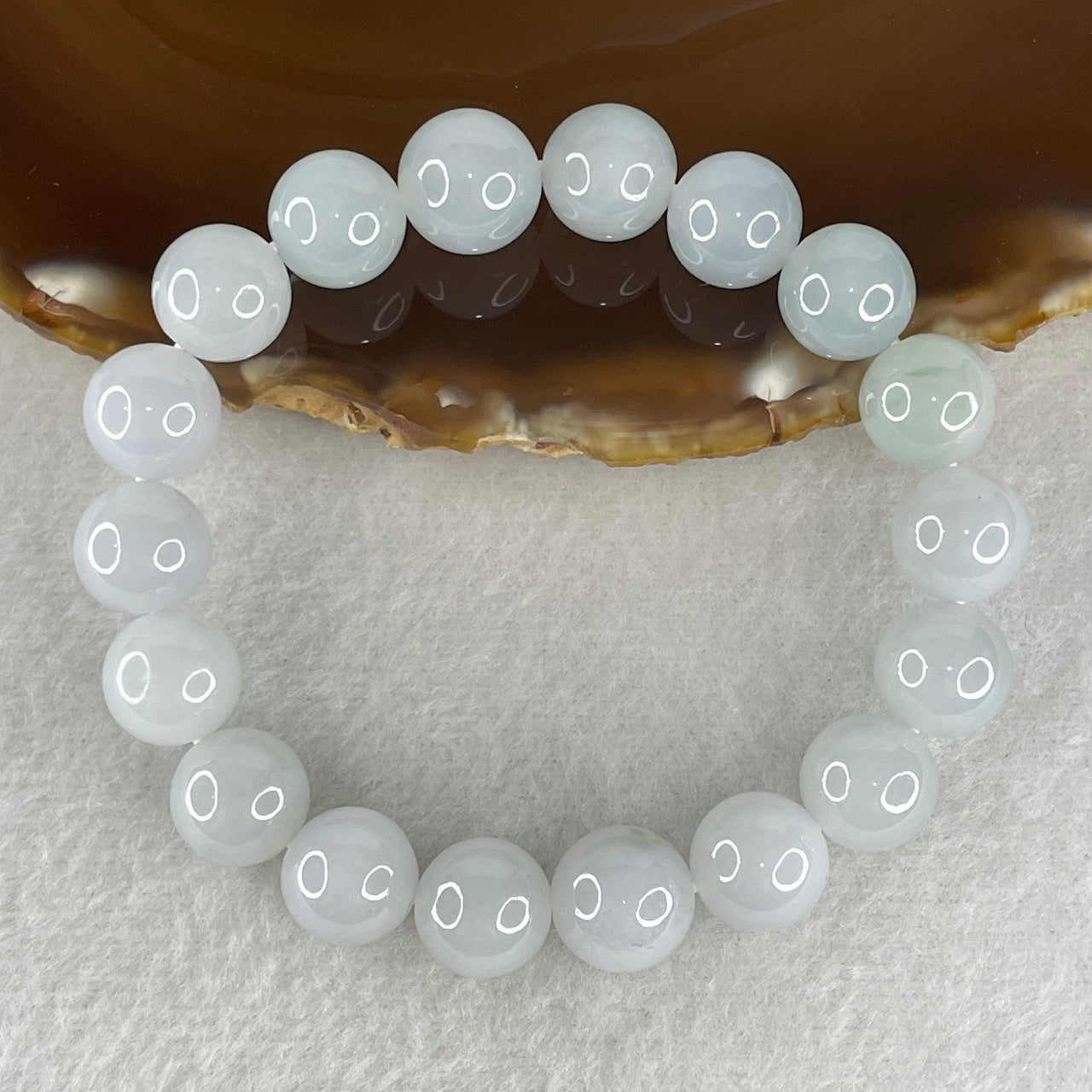 Certified Type A Natural Light Lavender Jadeite Bracelet | 10.9mm Round Beads (40.72g, 16cm)