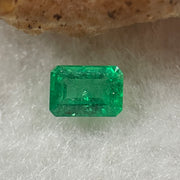 Natural Colombia Vivid Green Emerald (Beryl) Cut-Cornered Rectangular Step cut 0.47ct 5.6 by 3.9 by 2.8mm - Huangs Jadeite and Jewelry Pte Ltd