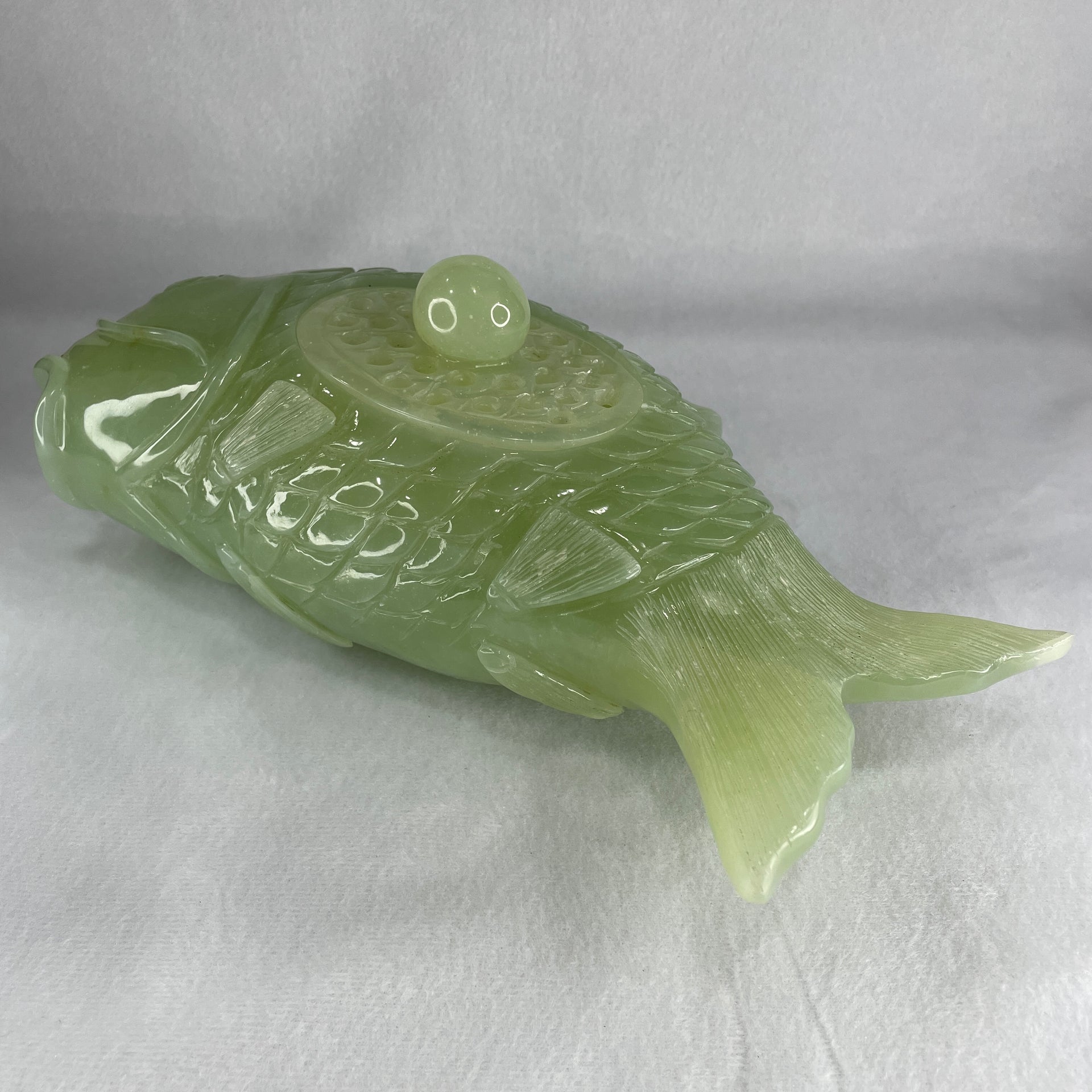 Natural-Green-Serpentine-Carp-Fish-Pot-Display-2,525.3g-250.0-by-150.0-by-105.0mm