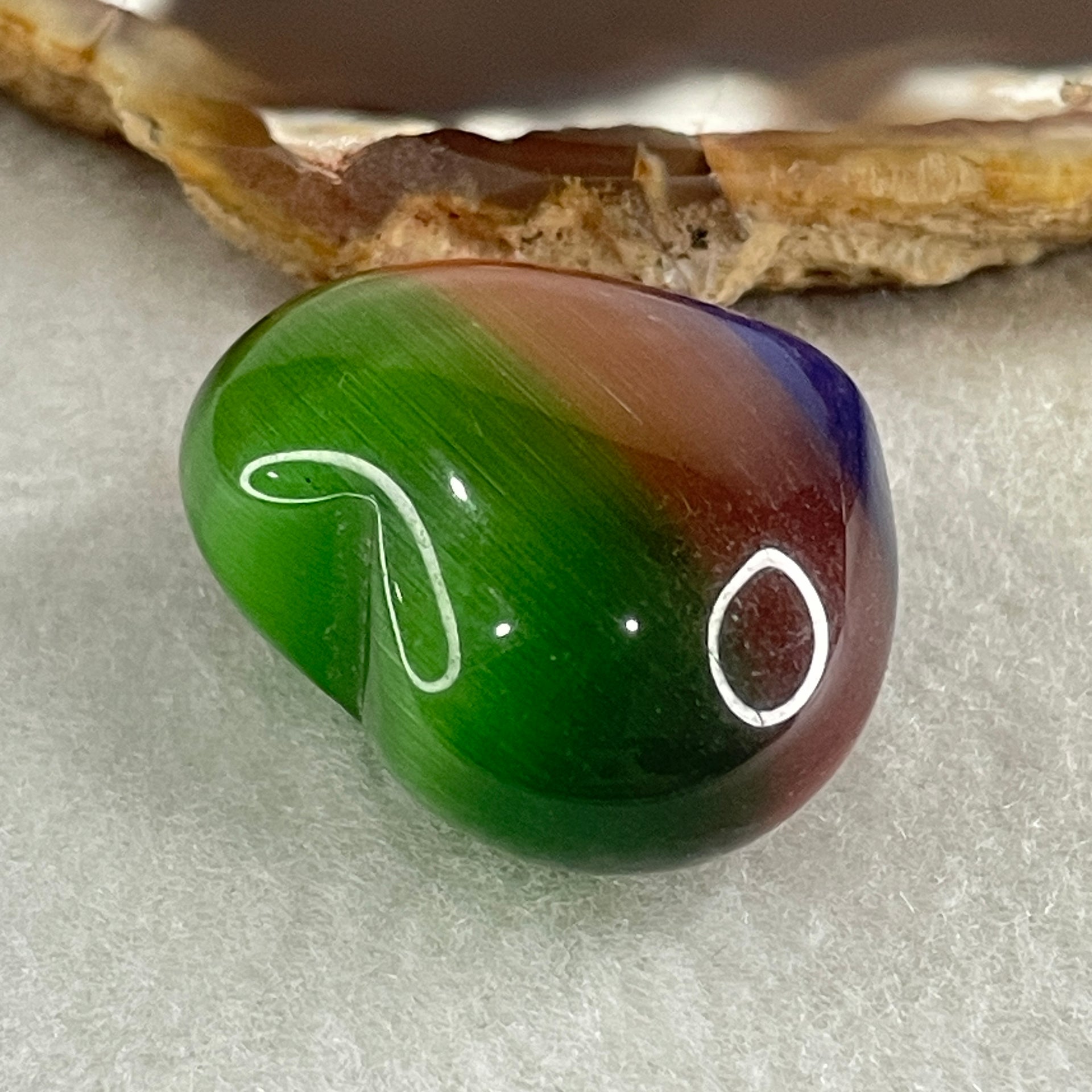 Natural Green with Red and Blue Cats Eye Glass Mini Heart Shape Display 17.49g 30.3 by 25.4 by 16.1mm - Huangs Jadeite and Jewelry Pte Ltd