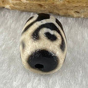 Natural Powerful Tibetan Old Oily Agate Tortoise Shell 6 Hearts Dzi Bead Heavenly Master (Tian Zhu) 龟壳六心天珠 2.11g 13.5 by 10.2mm - Huangs Jadeite and Jewelry Pte Ltd