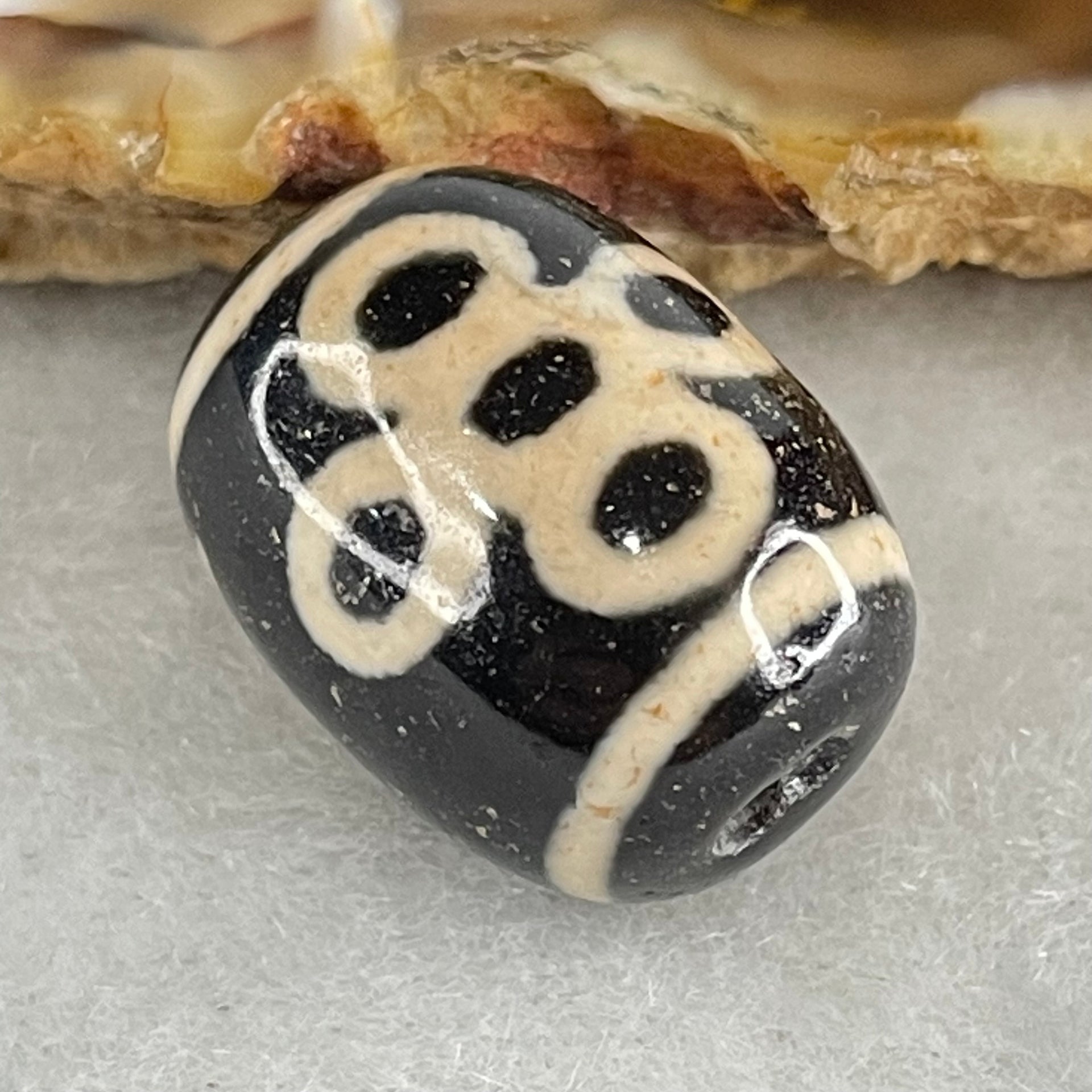 Natural Powerful Tibetan Old Oily Agate 5 Eyes Lightning Dzi Bead Heavenly Master (Tian Zhu) 五眼闪电天珠 4.76g 17.6 by 13.3mm - Huangs Jadeite and Jewelry Pte Ltd