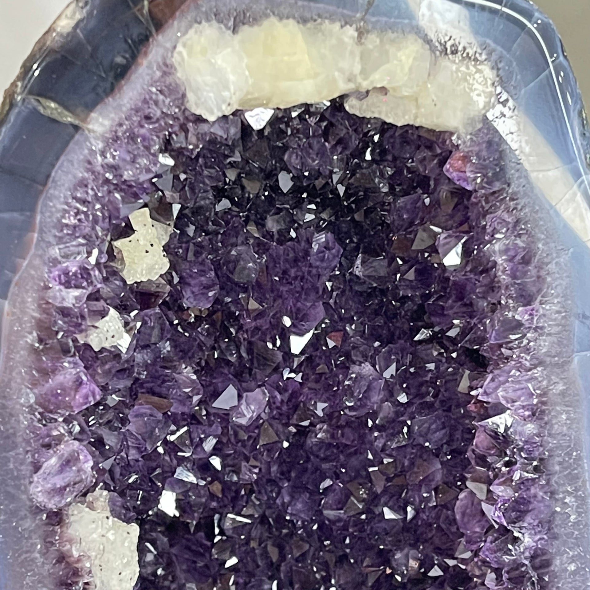 Natural Brazil Amethyst Cave with White Calcite 7.00kg with Wooden Stand 240.0 x 185.0 x 344.0mm - Huangs Jadeite and Jewelry Pte Ltd