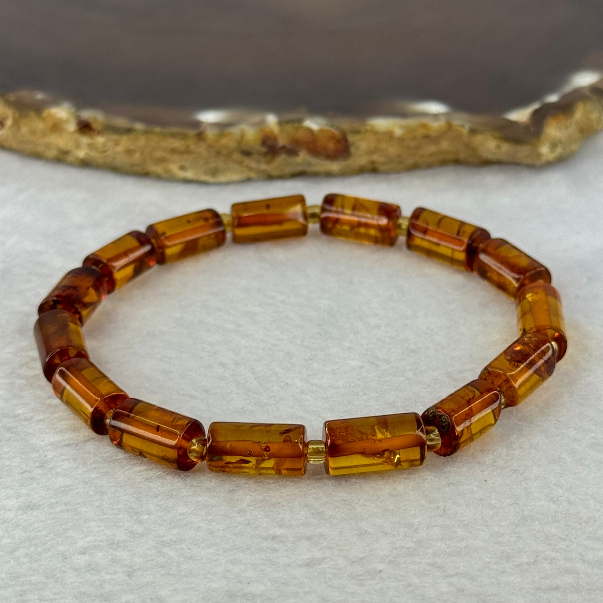 Natural Blood Flower Amber Lulutong Bracelet 天然血花琥珀手链 5.05g 16cm 10.3 by 6.3mm 15 Beads - Huangs Jadeite and Jewelry Pte Ltd