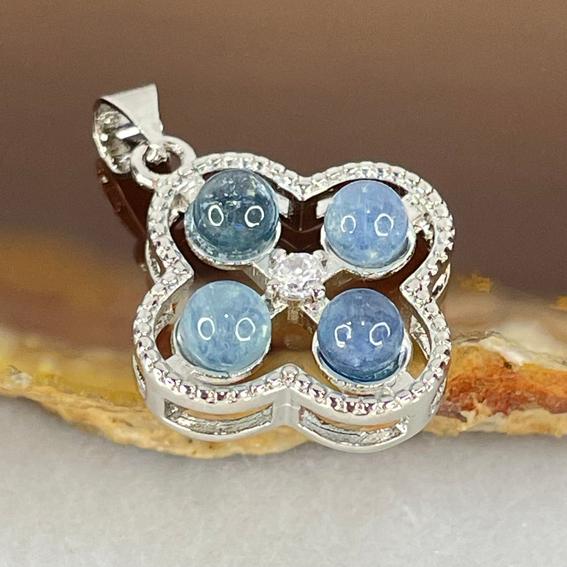 Above Average Grade Rare Natural Blue Dumortierite Rutilated Quartz in S925 Four Leaf Clover Pendant 2.32g 4.0mm 4pcs - Huangs Jadeite and Jewelry Pte Ltd