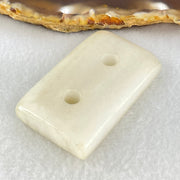 Antique Natural White Nephrite 26.34g 43.7 by 27.0 by 10.0mm - Huangs Jadeite and Jewelry Pte Ltd