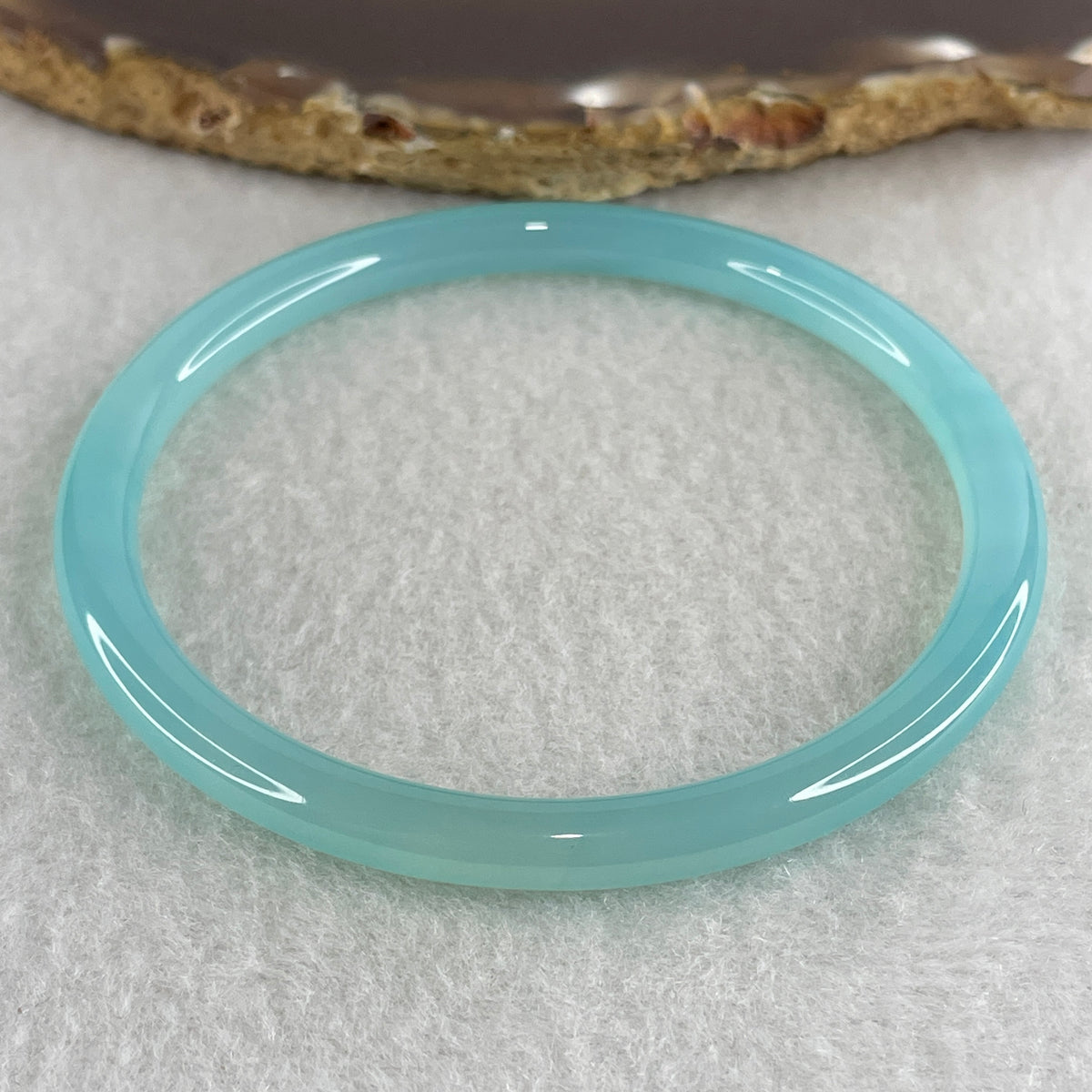 Natural Blue Chalcedony Agate Bangle | 61.2mm Inner Diameter (15.13g 5.6x6.0mm | Perfect Flawless Grade | Serenity, Eloquence & Calming Mind) - Huangs Jadeite and Jewelry Pte Ltd