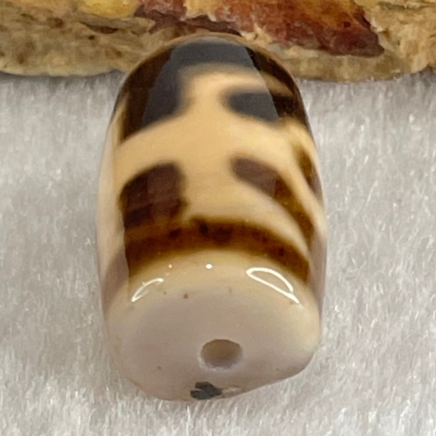 Natural Powerful Tibetan Old Oily Agate Patina Guiren Tairen Human Dzi Bead Totem Amulet Heavenly Master (Tian Zhu) 贵人天诛 4.92g 20.1 by 11.9mm - Huangs Jadeite and Jewelry Pte Ltd