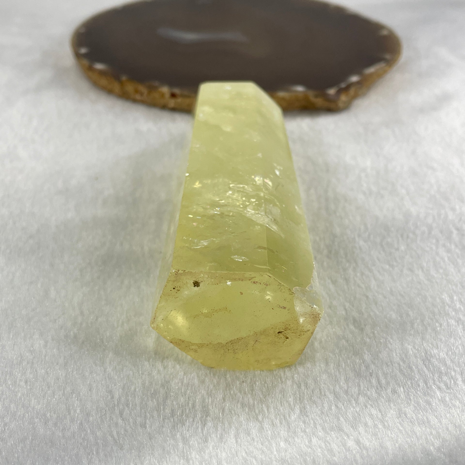 Natural Citrine Quartz Tower Display 249.17g 127.4 by 40.0 by 31.5mm - Huangs Jadeite and Jewelry Pte Ltd