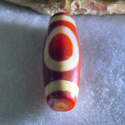 Natural Powerful Tibetan Old Oily Red White Agate One Eye Water Element Dzi Bead Heavenly Master (Tian Zhu) 一眼水元素天珠 9.44g 37.8 by 12.7mm - Huangs Jadeite and Jewelry Pte Ltd
