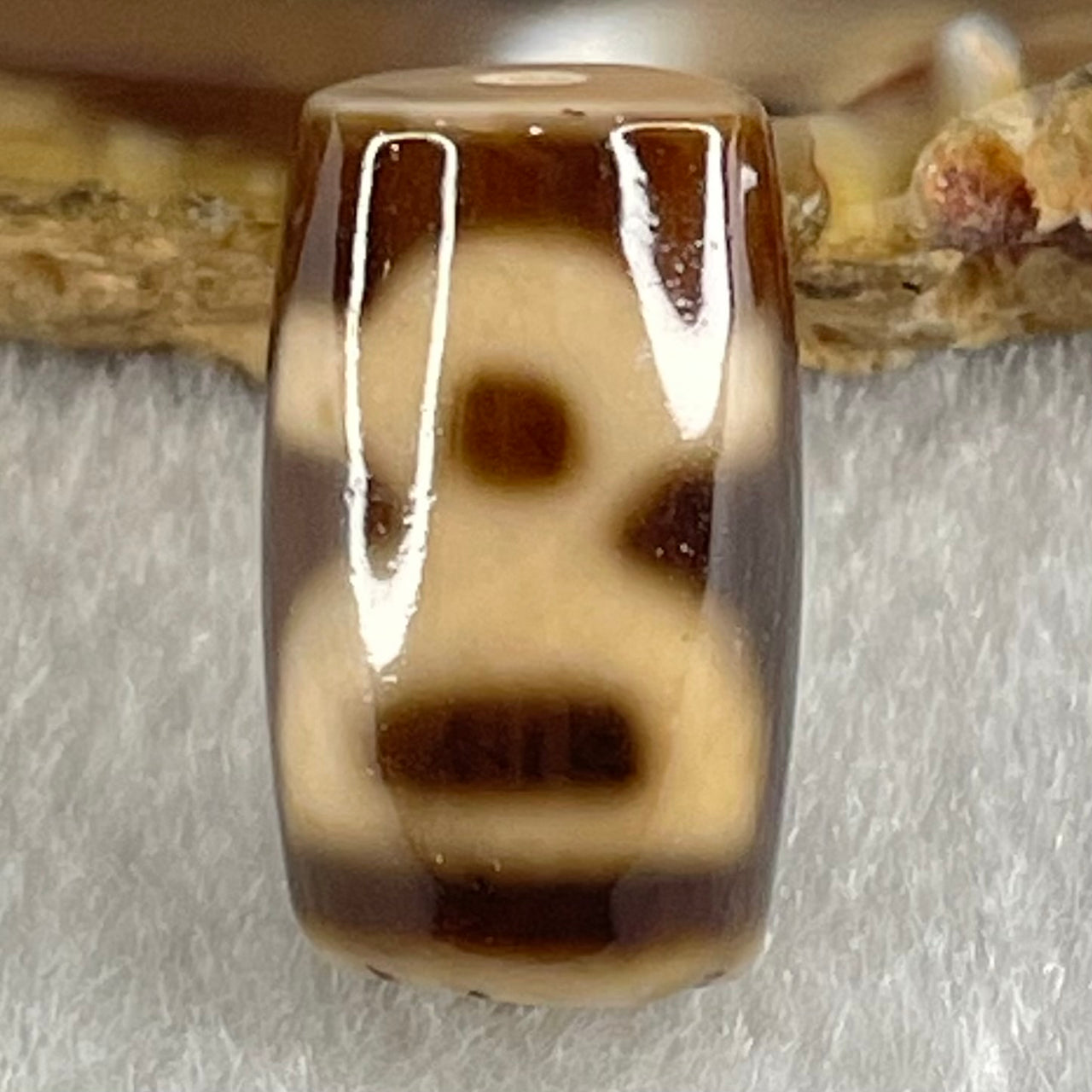 Natural Powerful Tibetan Old Oily Agate Double Cai Shen Dzi Bead Heavenly Master (Tian Zhu) 双财神长天珠 4.72g 19.7 by 11.8mm - Huangs Jadeite and Jewelry Pte Ltd