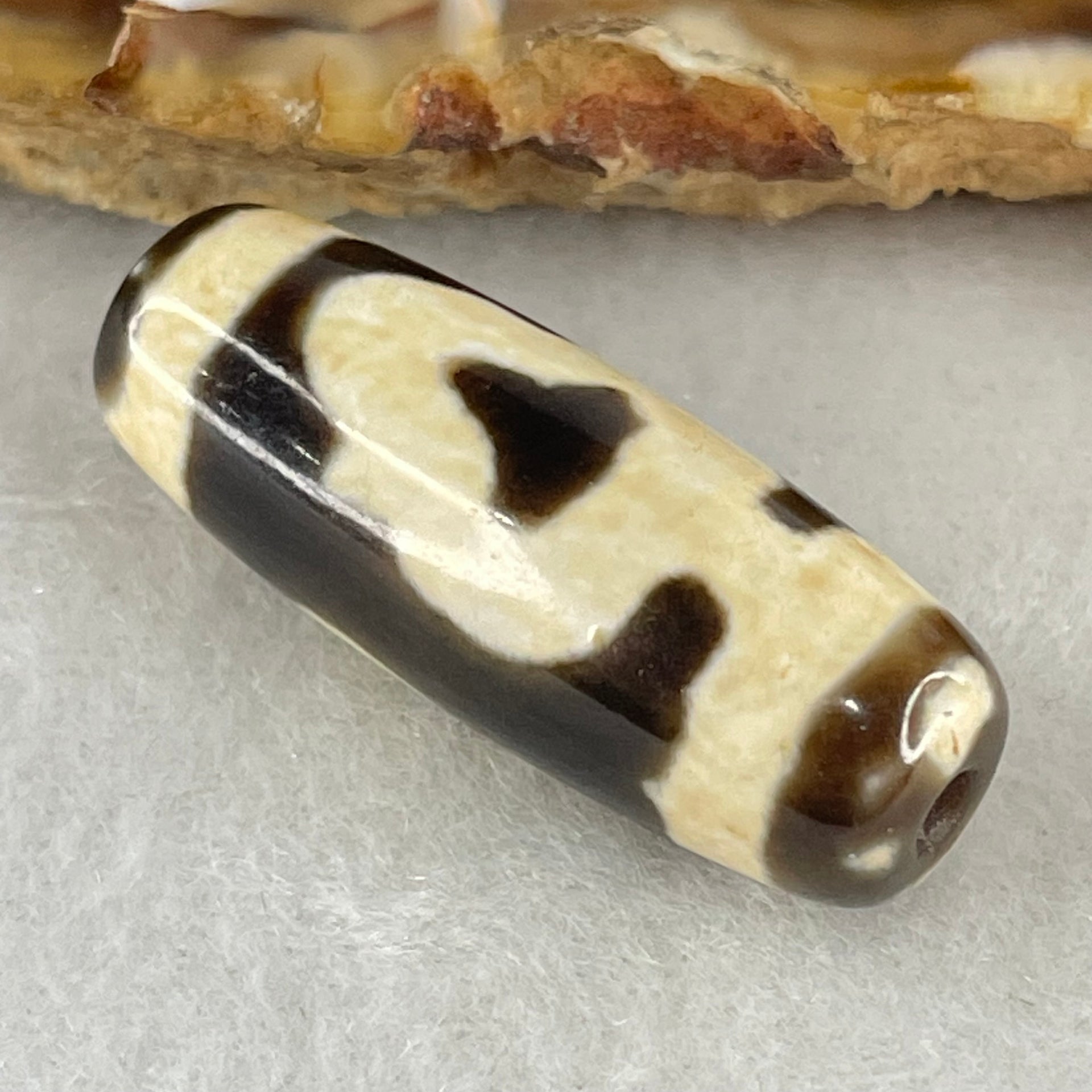 Natural Powerful Tibetan Old Oily Double Bodhi Tree Dzi Bead Heavenly Master (Tian Zhu) 菩提树天珠 5.06g 28.6 by 10.8mm - Huangs Jadeite and Jewelry Pte Ltd