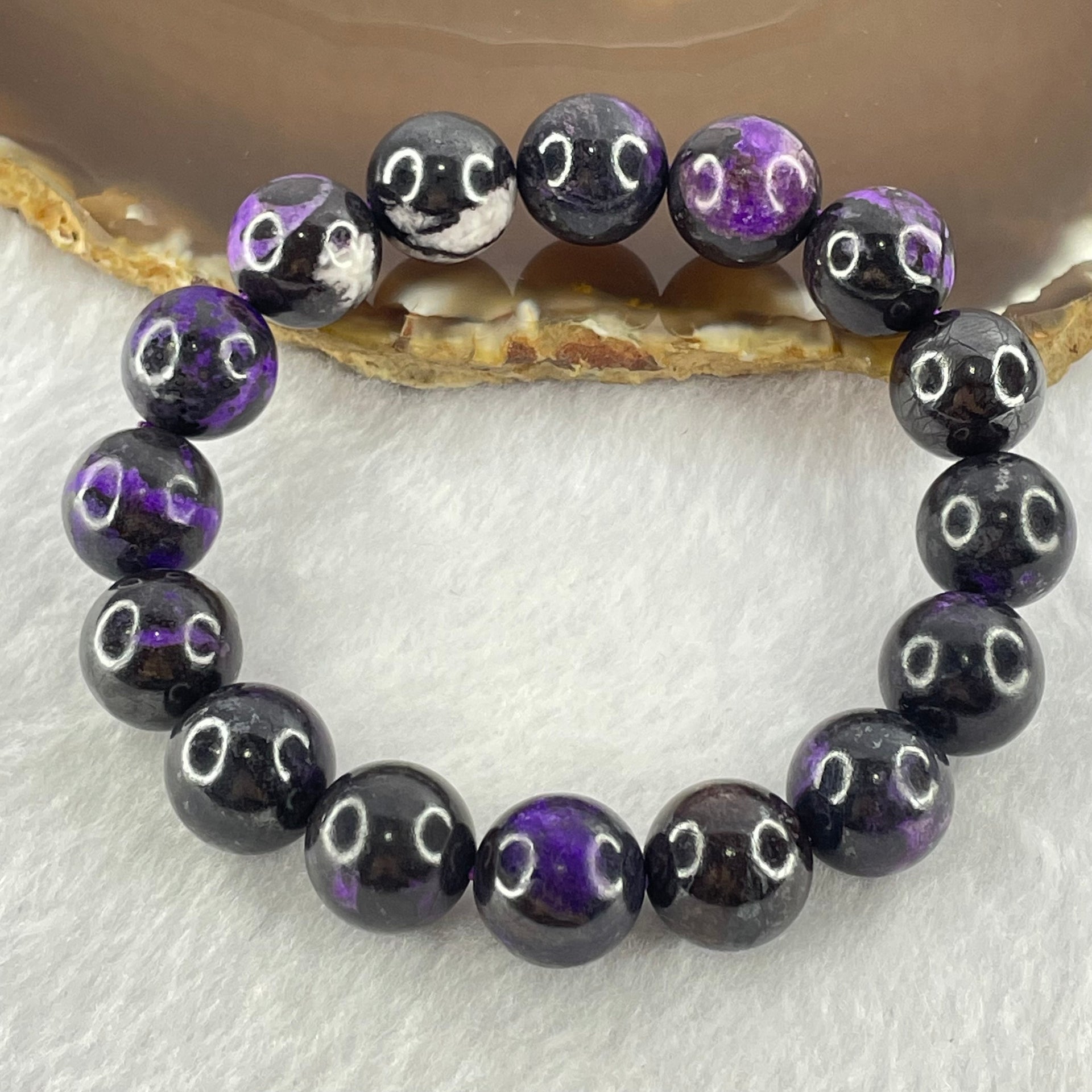 Very Good Grade Natural Sugilite Bracelet 天然苏纪石手链 52.36g 17cm 12.6mm 16 Beads - Huangs Jadeite and Jewelry Pte Ltd