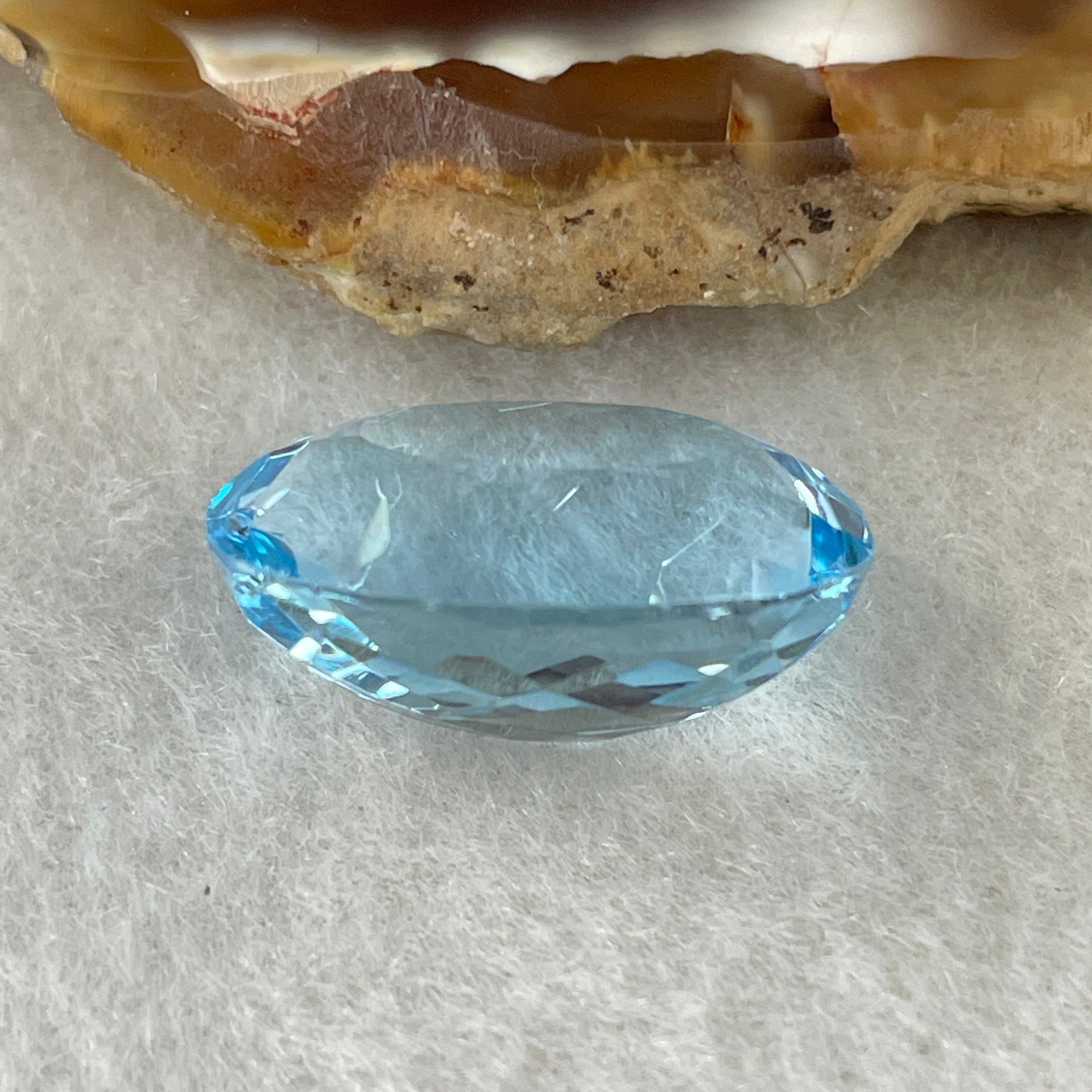 Natural Sky Blue Topaz Oval Shape 17.79ct 18.1 by 13.4 by 8.9mm - Huangs Jadeite and Jewelry Pte Ltd