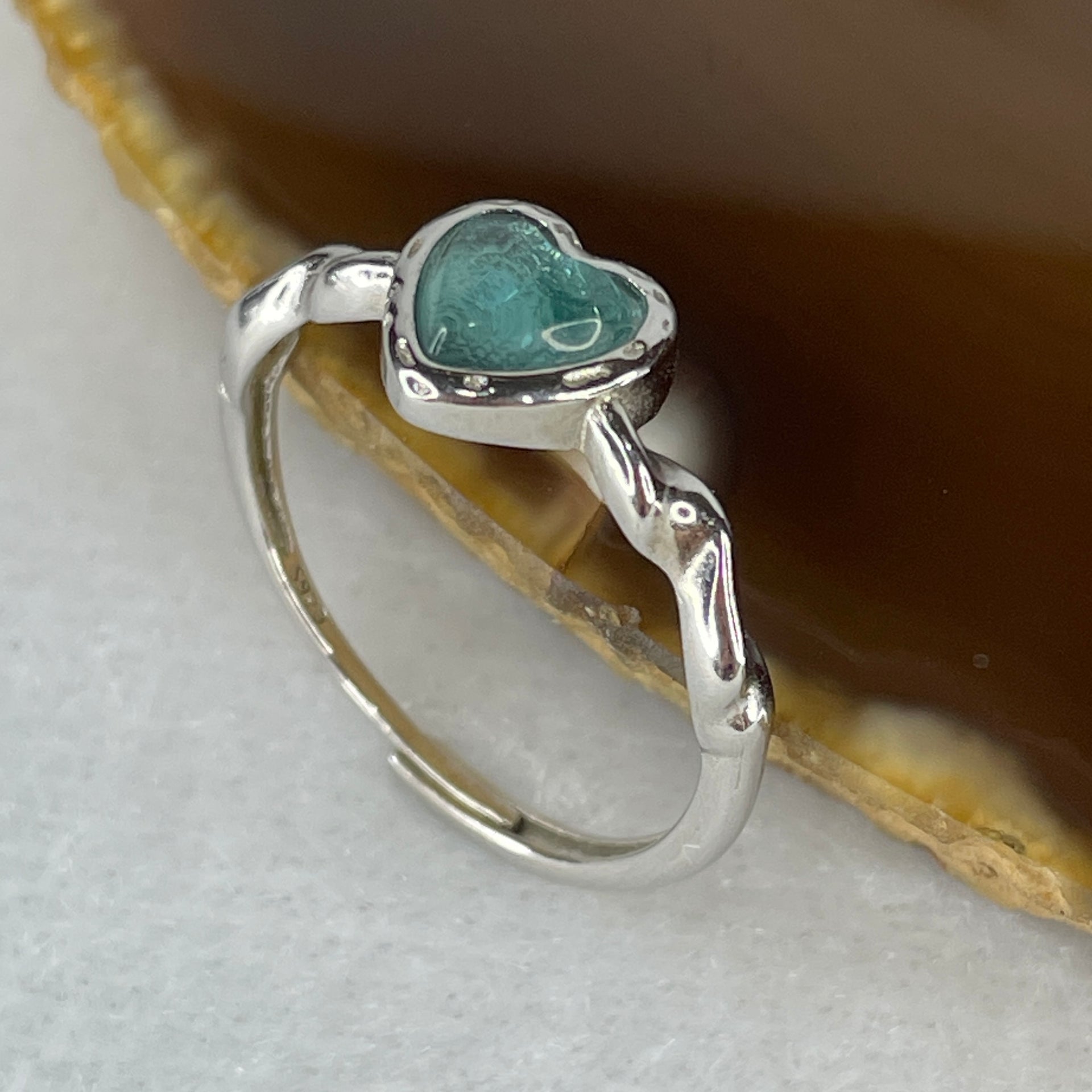 Natural-Blueish-Green-Tourmaline-Heart-Shape-in-S925-Sliver-Ring-1.60g-5.2-by-5.5-by-2.0mm-(Adjustable-Size)