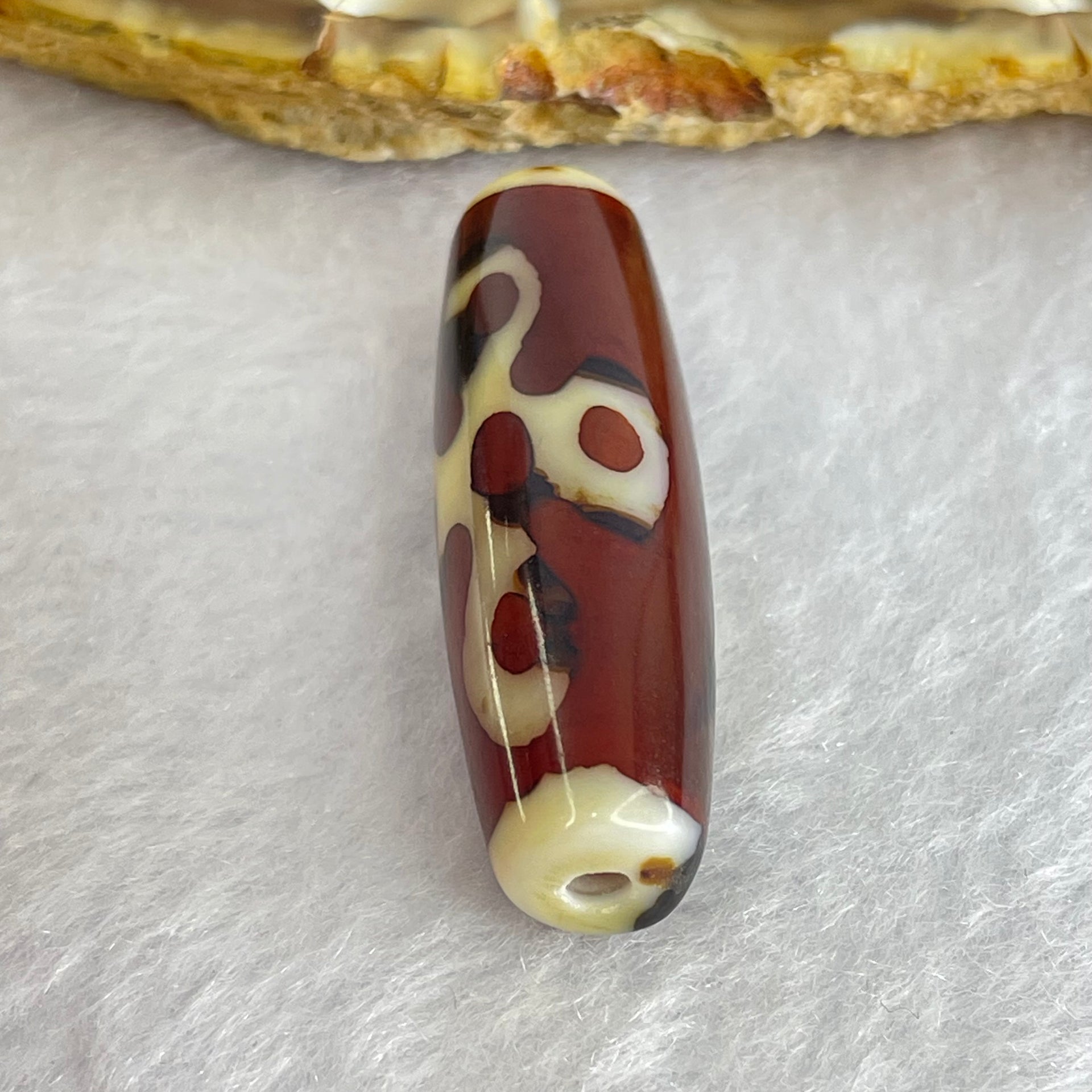 Natural Powerful Tibetan Old Oily Agate 5 Eyes Lightning Dzi Bead Heavenly Master (Tian Zhu) 五眼闪电天珠 8.26g 37.3 by 11.9mm - Huangs Jadeite and Jewelry Pte Ltd