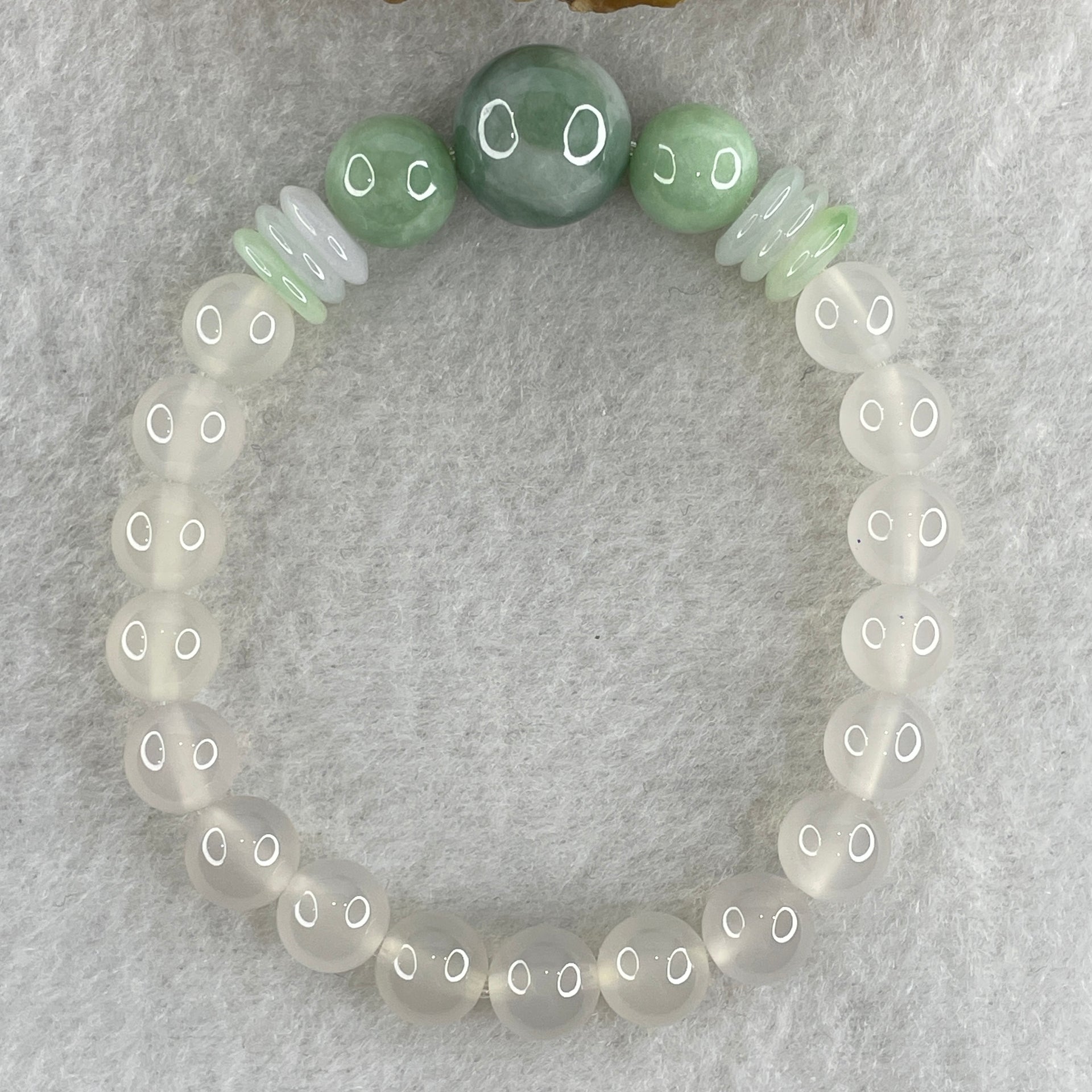 Natural Type A Green Jadeite with White Agate Beads and Donut Bracelet 22.26g 15cm 13.3mm 1Bead - 9.7mm 2 Beads - 8.3mm 17Beads - Huangs Jadeite and Jewelry Pte Ltd