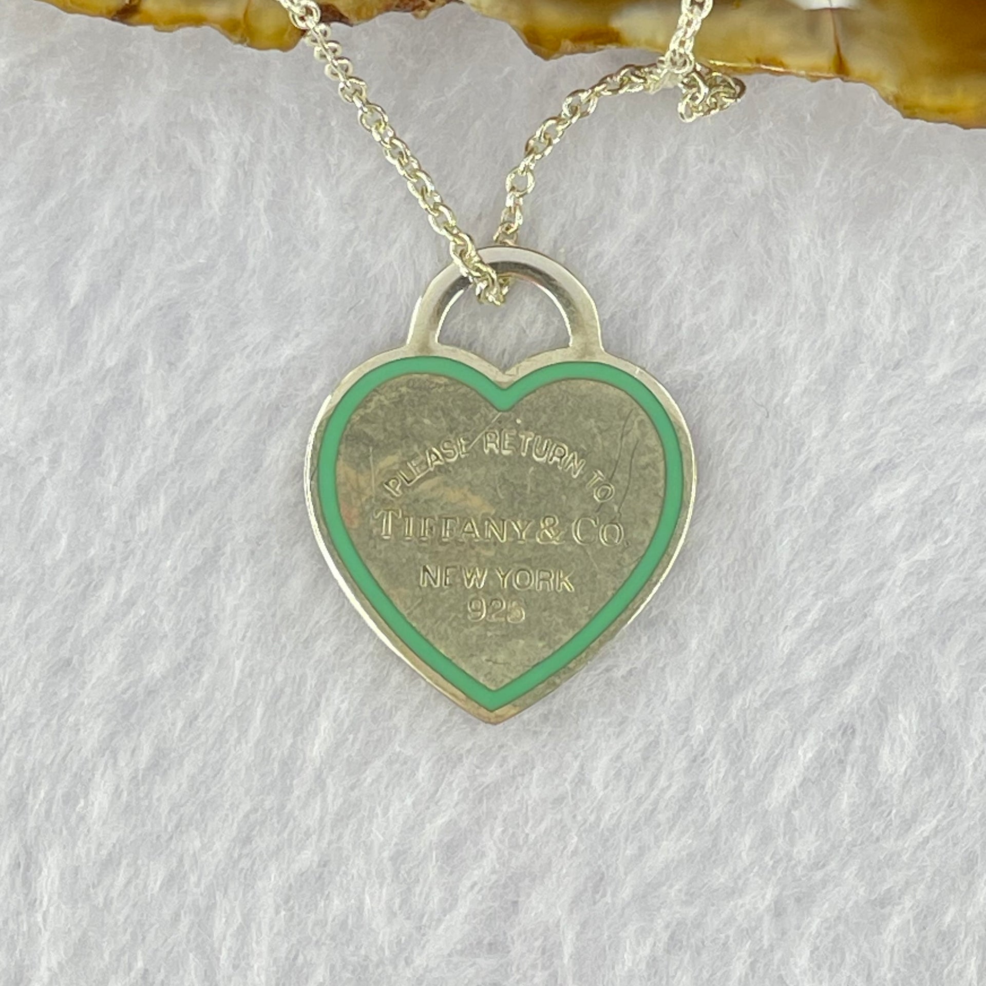 (Pre-Love) S925 Sliver Tiffany & Co Heart Necklace 7.84g 25.4 by 20.7 by 1.8mm - Huangs Jadeite and Jewelry Pte Ltd