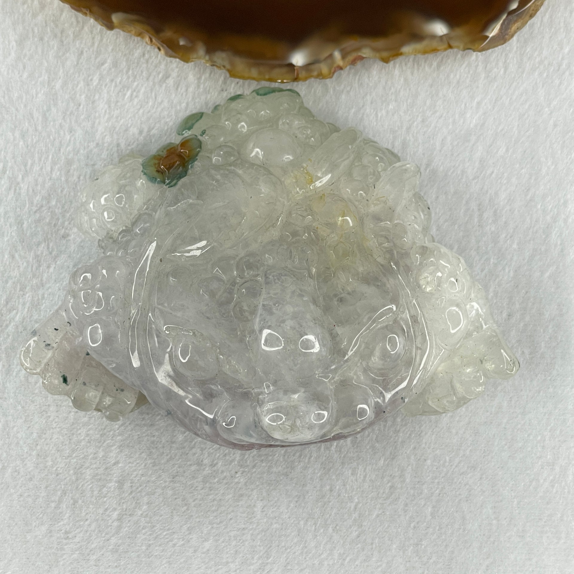 Natural White with Blue and Brown Spots Agate with Amethyst 3 Legged Toast Display 410.5g 111.0 by 84.0 by 50.0mm - Huangs Jadeite and Jewelry Pte Ltd