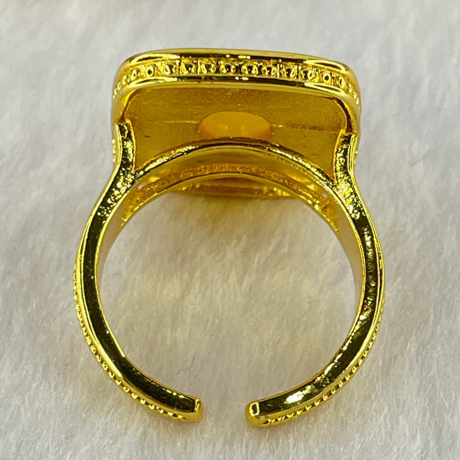 Natural Butterscotch Amber in  Sliver Gold Color Ring (Adjustable Size) 7.54g 9.9 by 7.1 by 3.5mm - Huangs Jadeite and Jewelry Pte Ltd