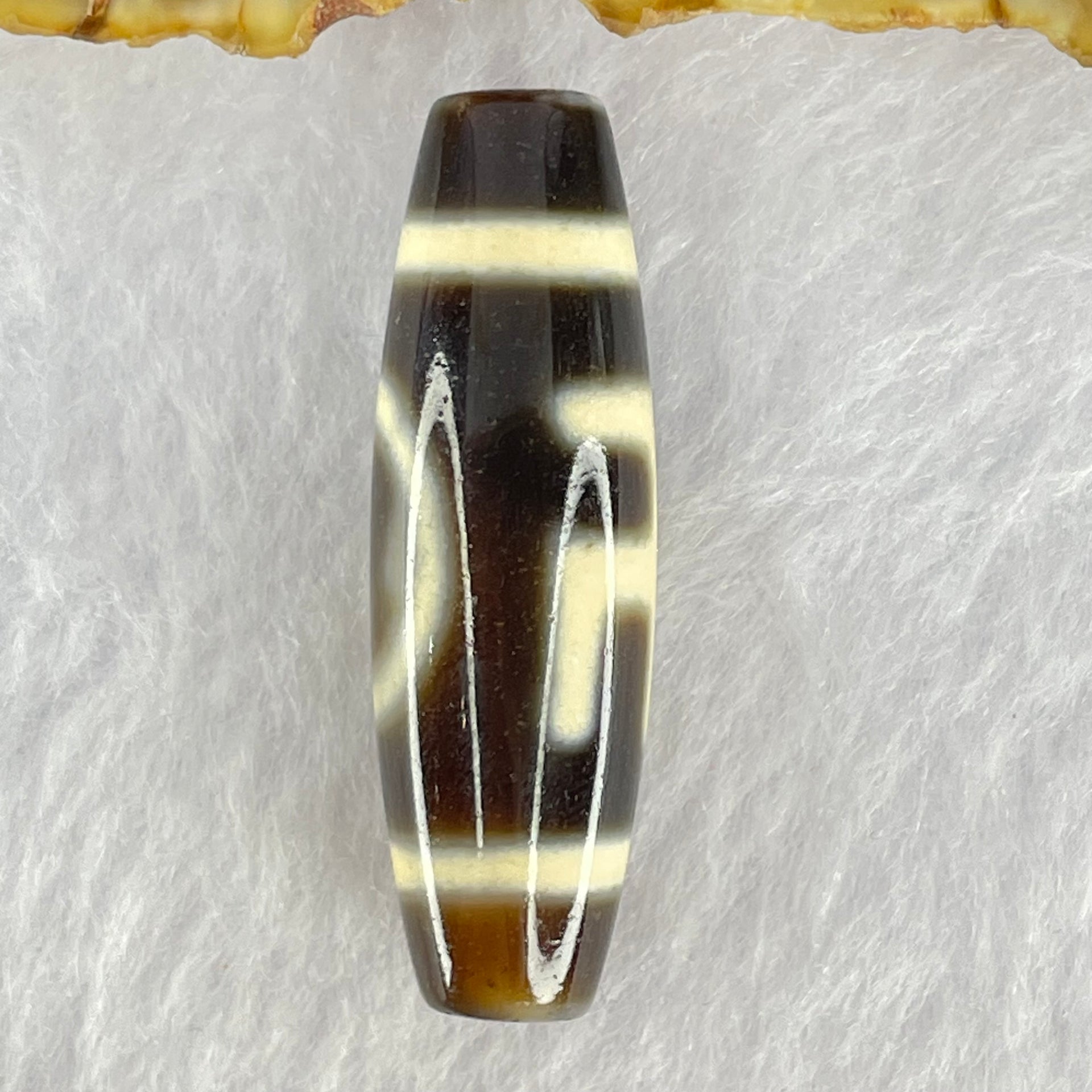 Natural Powerful Tibetan Old Oily Agate 1 Eye With Swastika Dzi Bead (Hotu Dzi) 7.50g 38.2 by 11.7mm - Huangs Jadeite and Jewelry Pte Ltd